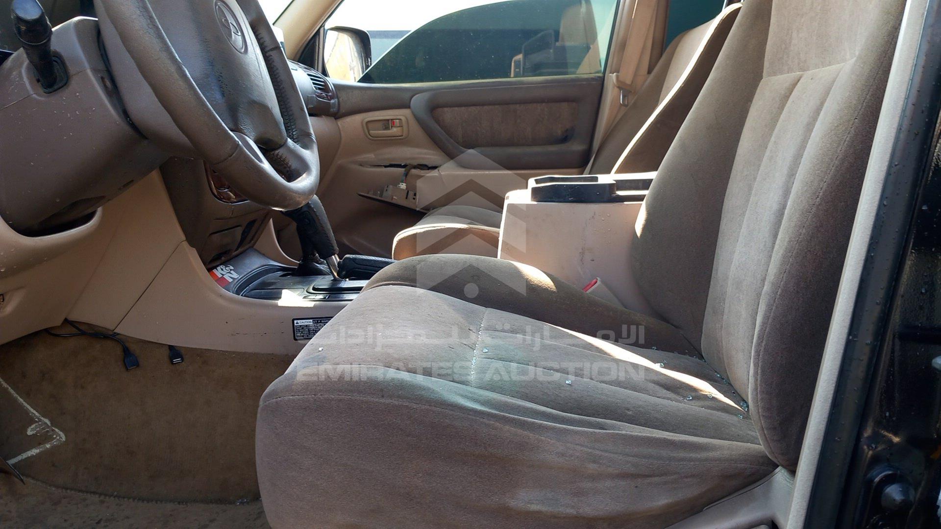 2000 TOYOTA LAND CRUISER VIN: JT3HT05J1Y0104265