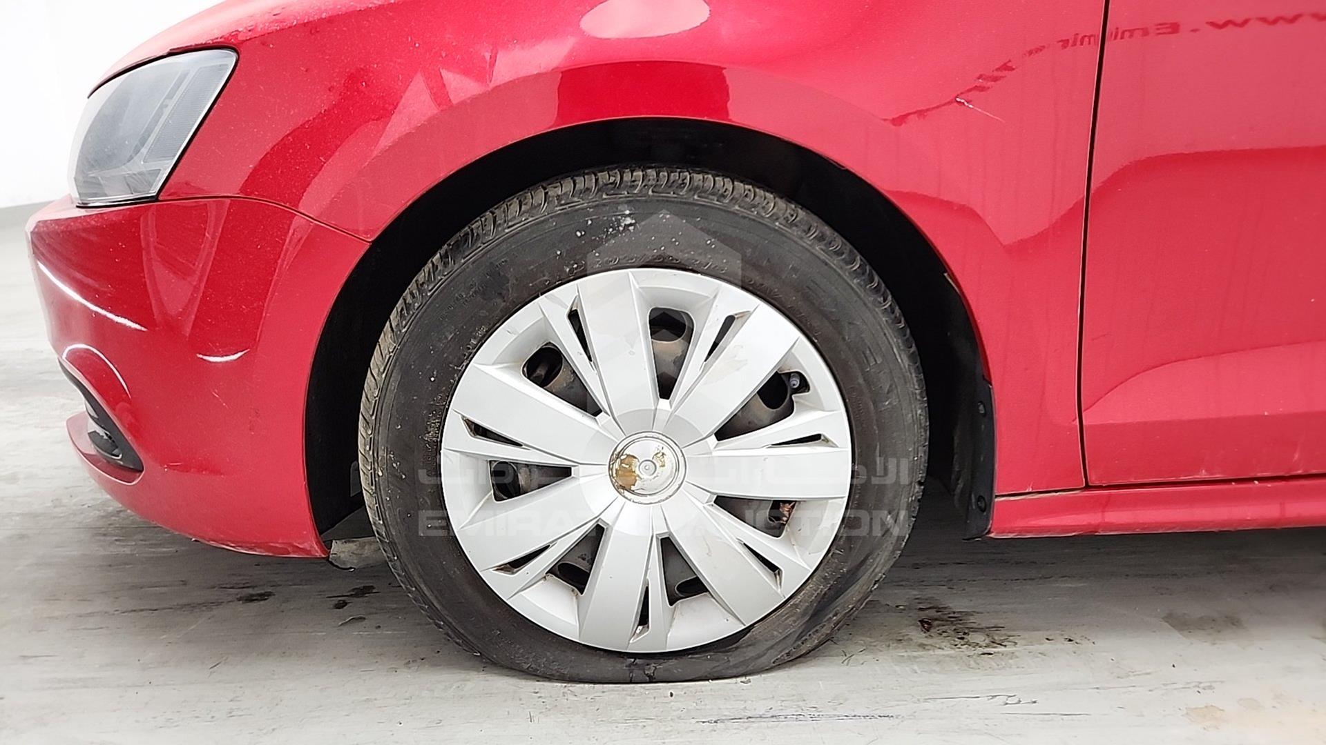 2014 VOLKSWAGEN JETTA VIN: WVWRV1AJ3EM250726