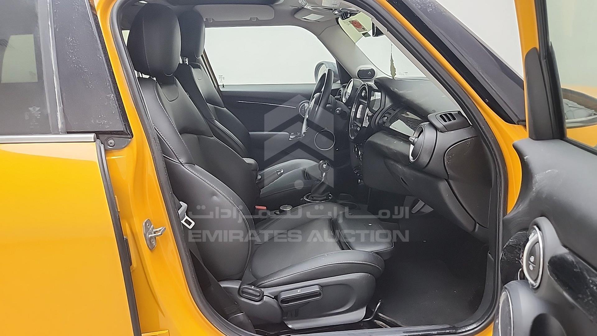 2015 MINI COOPER VIN: WMWXU3C5XFT892192