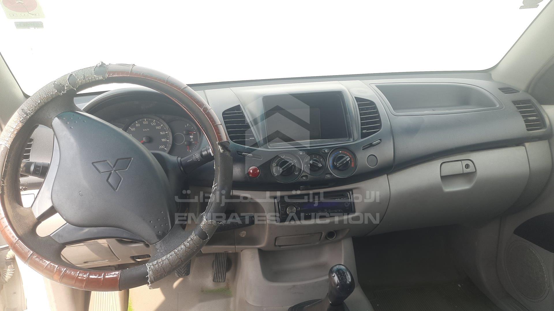 2013 MITSUBISHI L 200 VIN: MMBJNKA50DD029452
