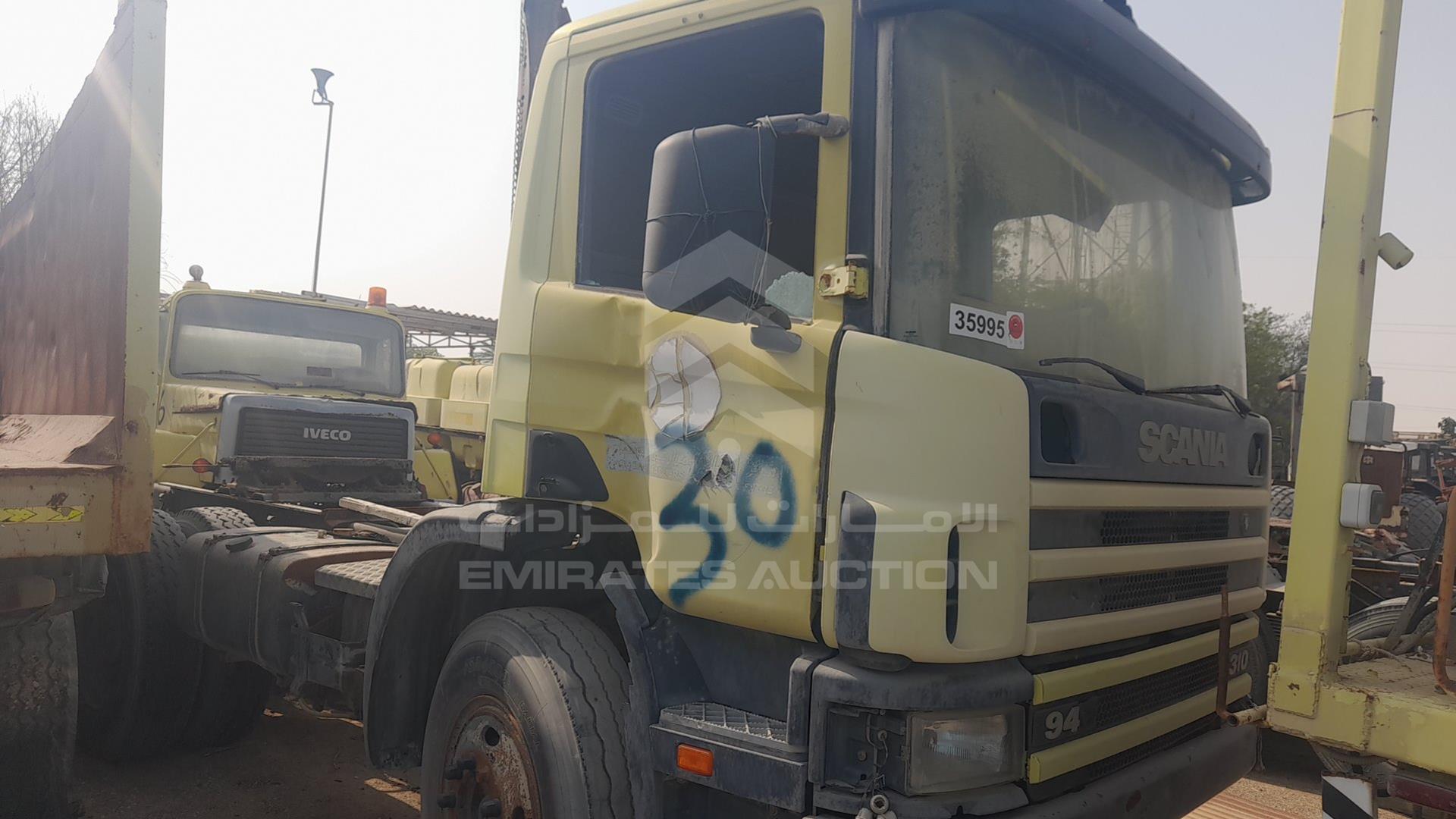 2002 SCANIA --- VIN: YS2P6X40021278963