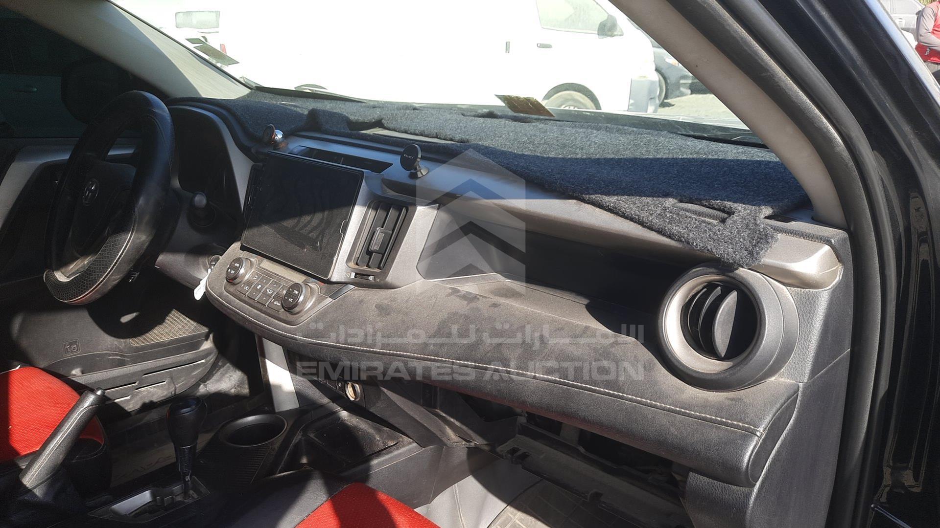 2015 TOYOTA RAV-4 VIN: 2T3RFREV8FW358109