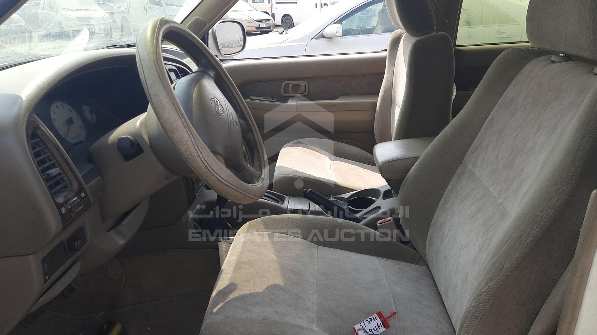 2001 NISSAN PATHFINDER VIN: JN8AR05Y41W513716