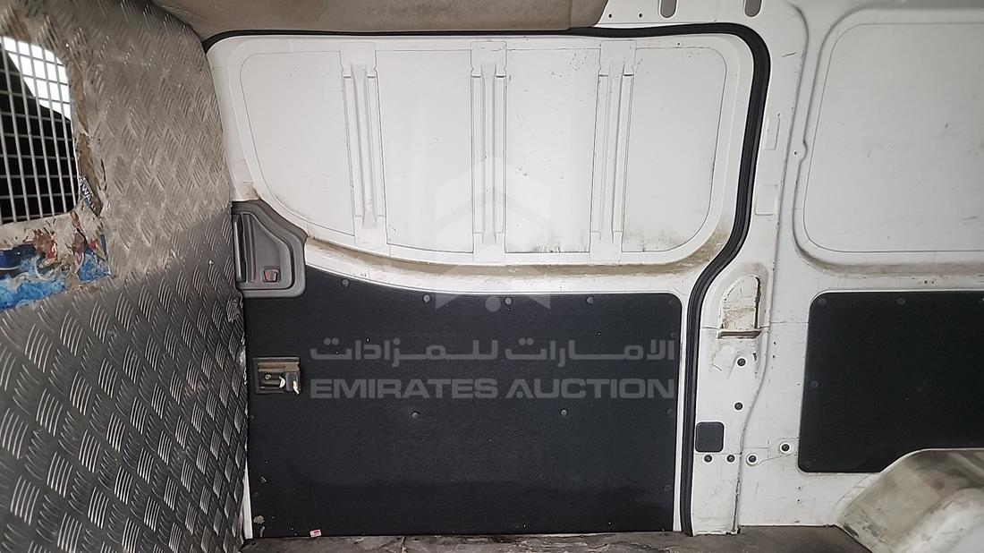 2014 Nissan Urvan — Rear Right Door — Photo 16