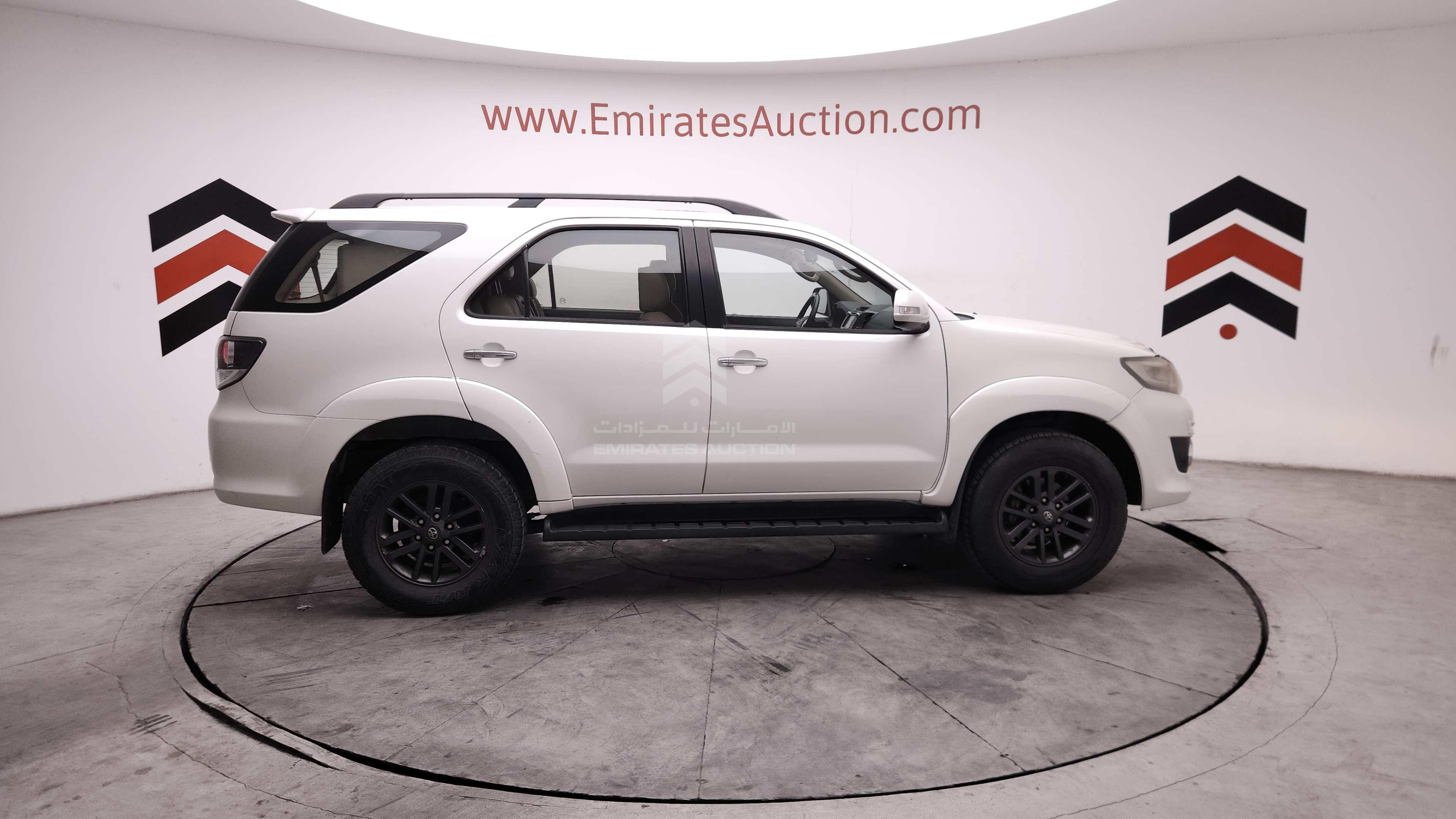MHFYU59G0F7042614 - 2015 Toyota Fortuner - #504127