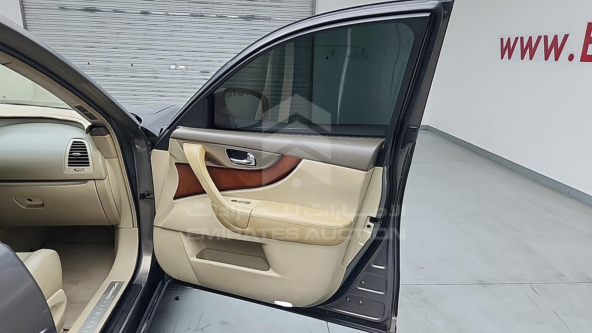 2009 INFINITI FX 35 VIN: JNRAS15Y49M502177