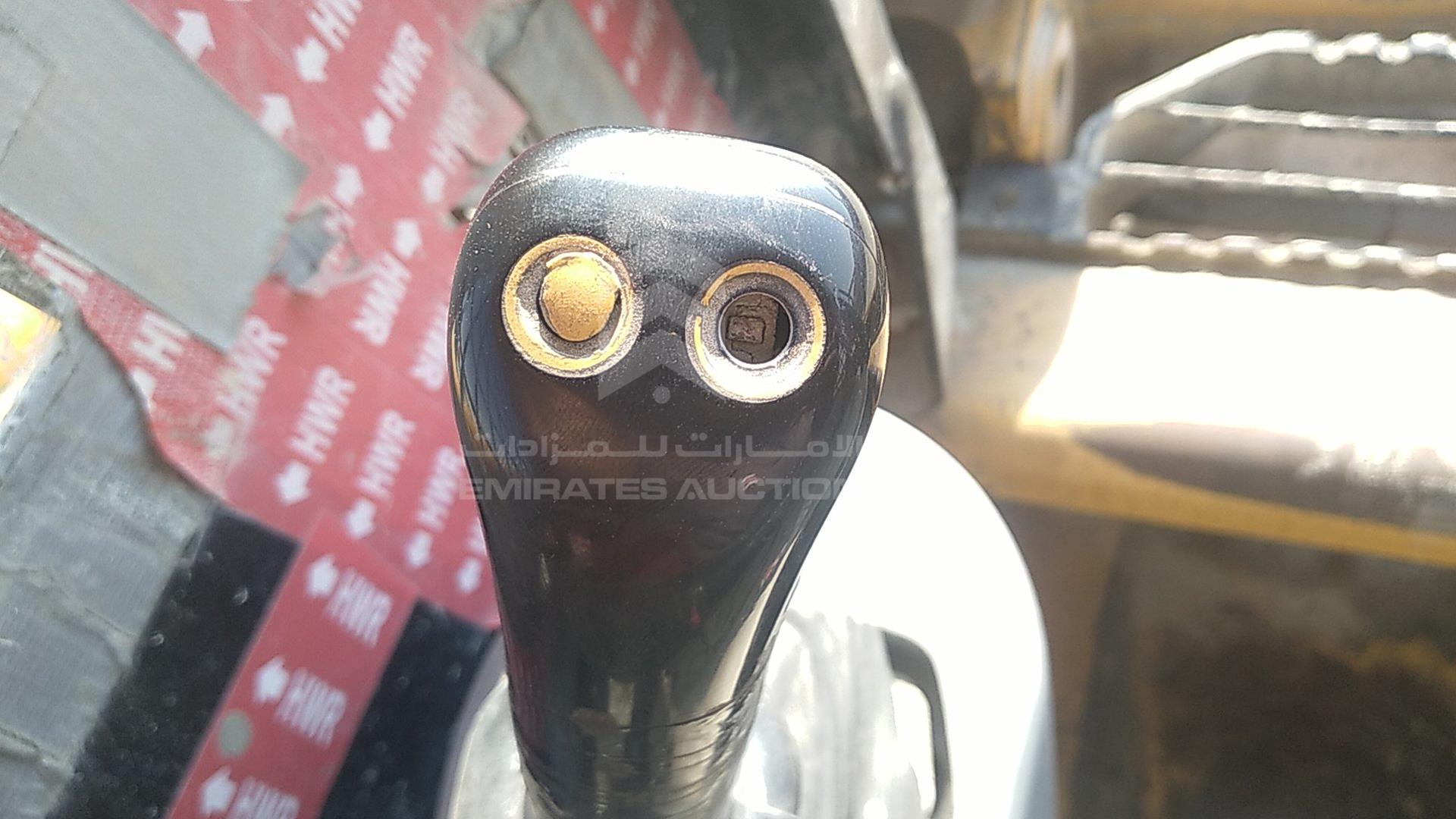 2015 CATERPILLAR 216 VIN: CAT0216BCPWK00534