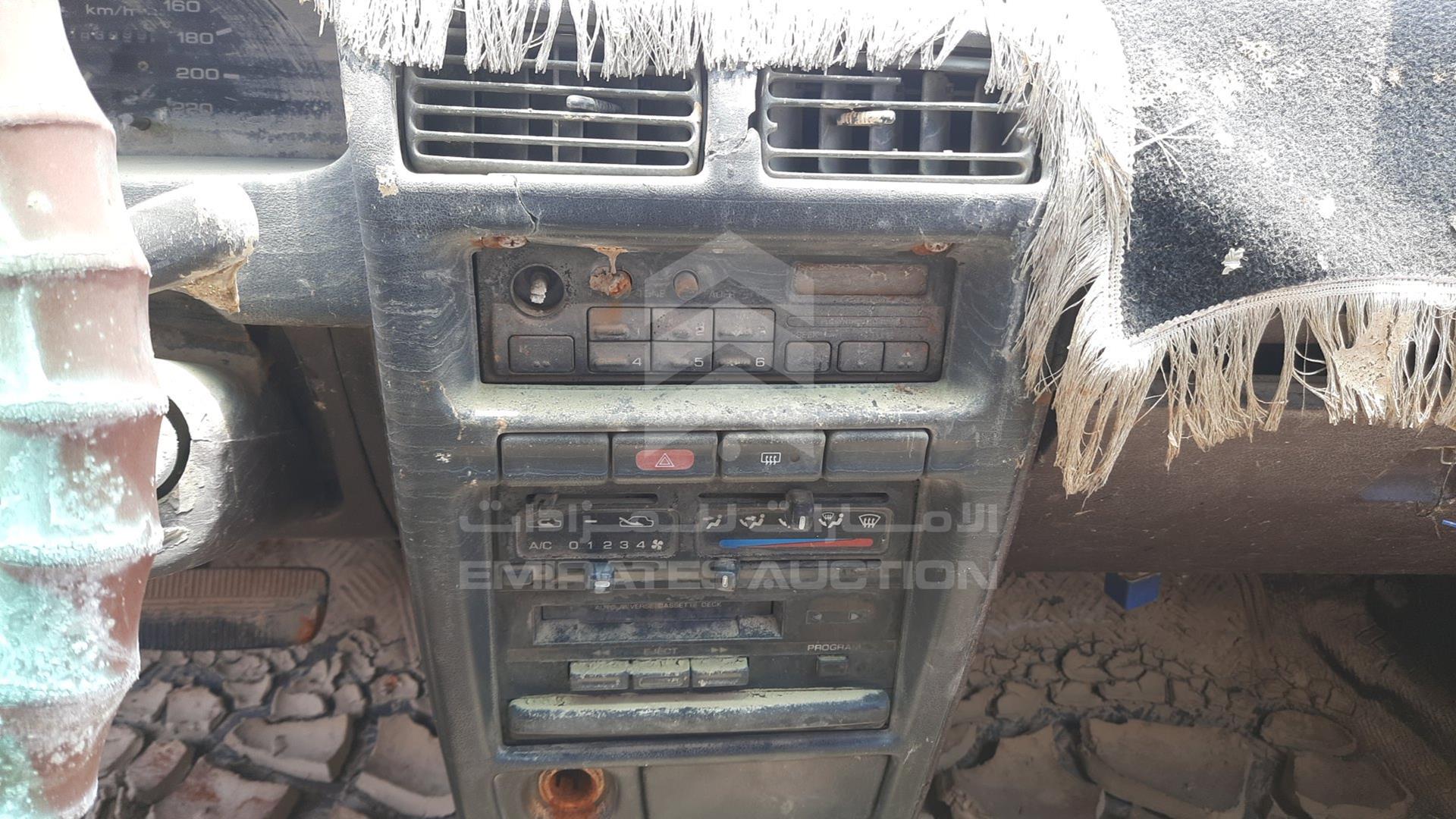 0 NISSAN --- VIN: BEAB13011975