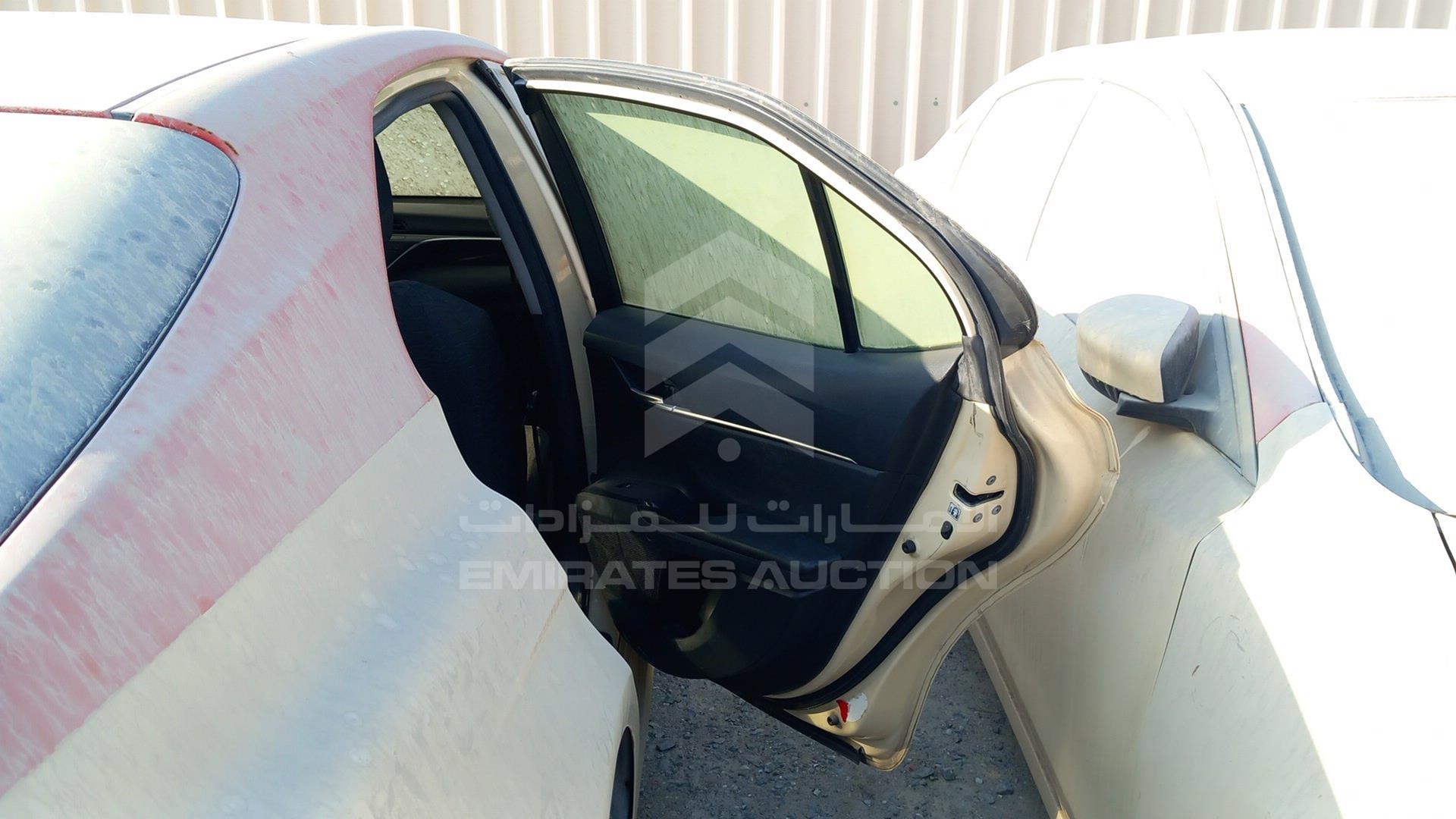 2018 TOYOTA CAMRY VIN: JTNB29HK0J3008057