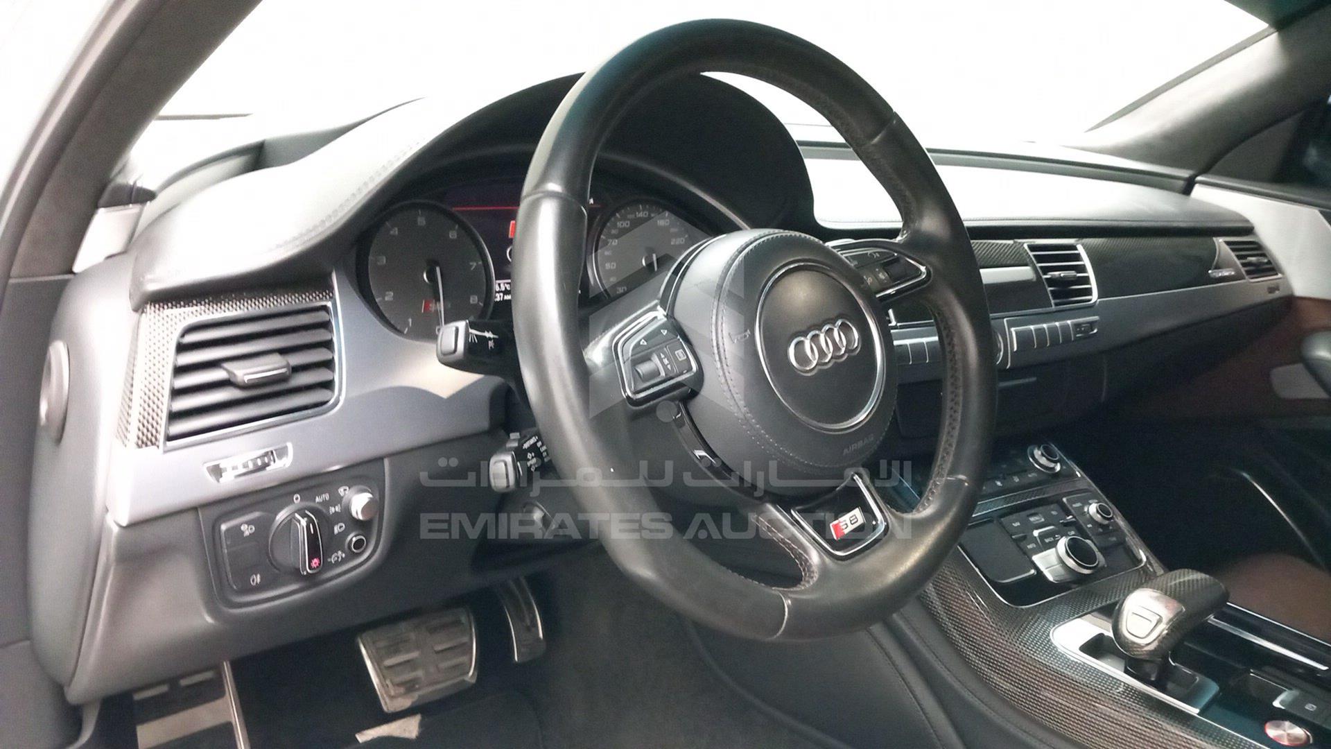 2016 AUDI S8 VIN: WAUG2BFD4GN000253