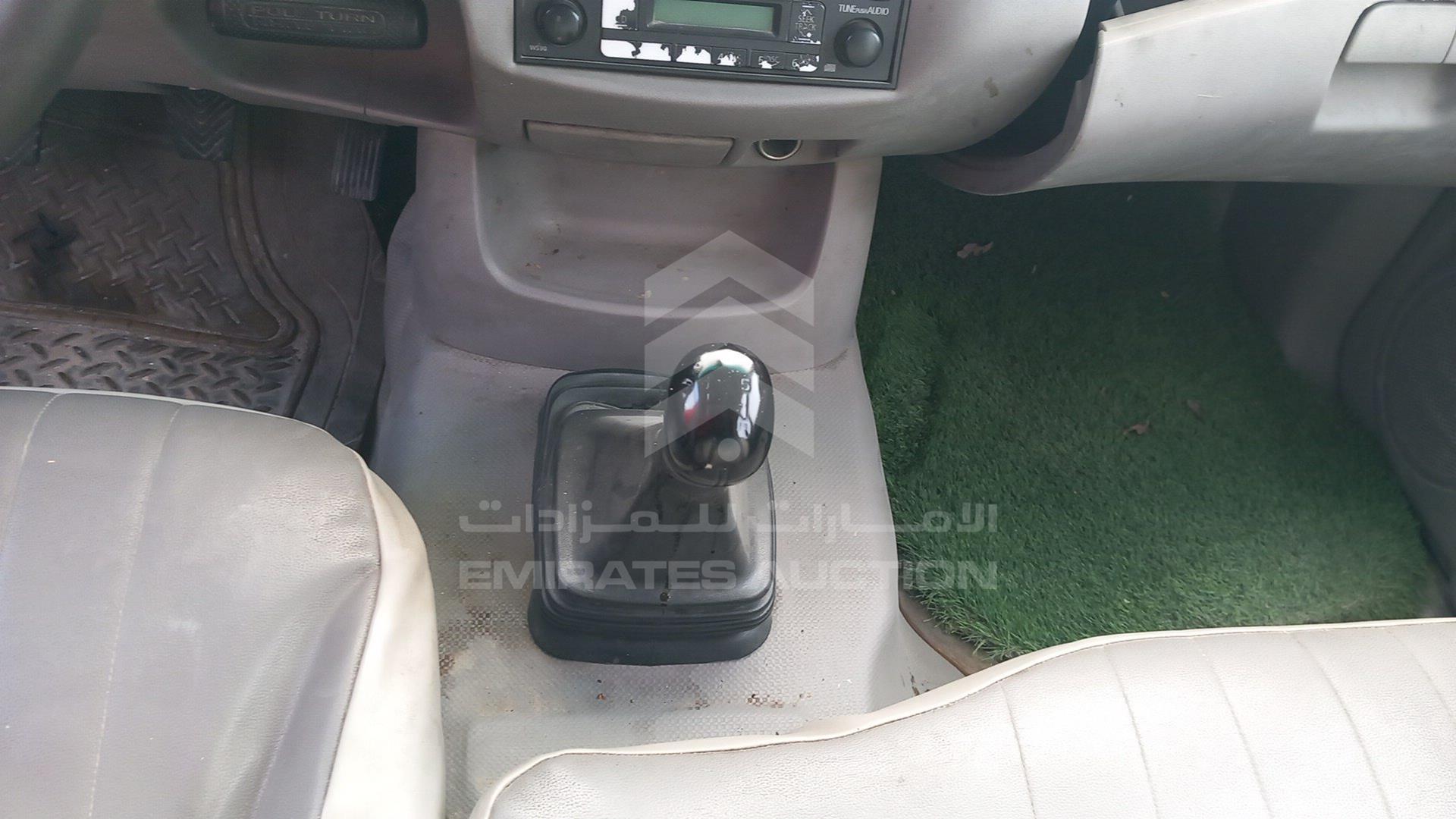 2011 MITSUBISHI L 200 VIN: MMBJNKA50BD026094