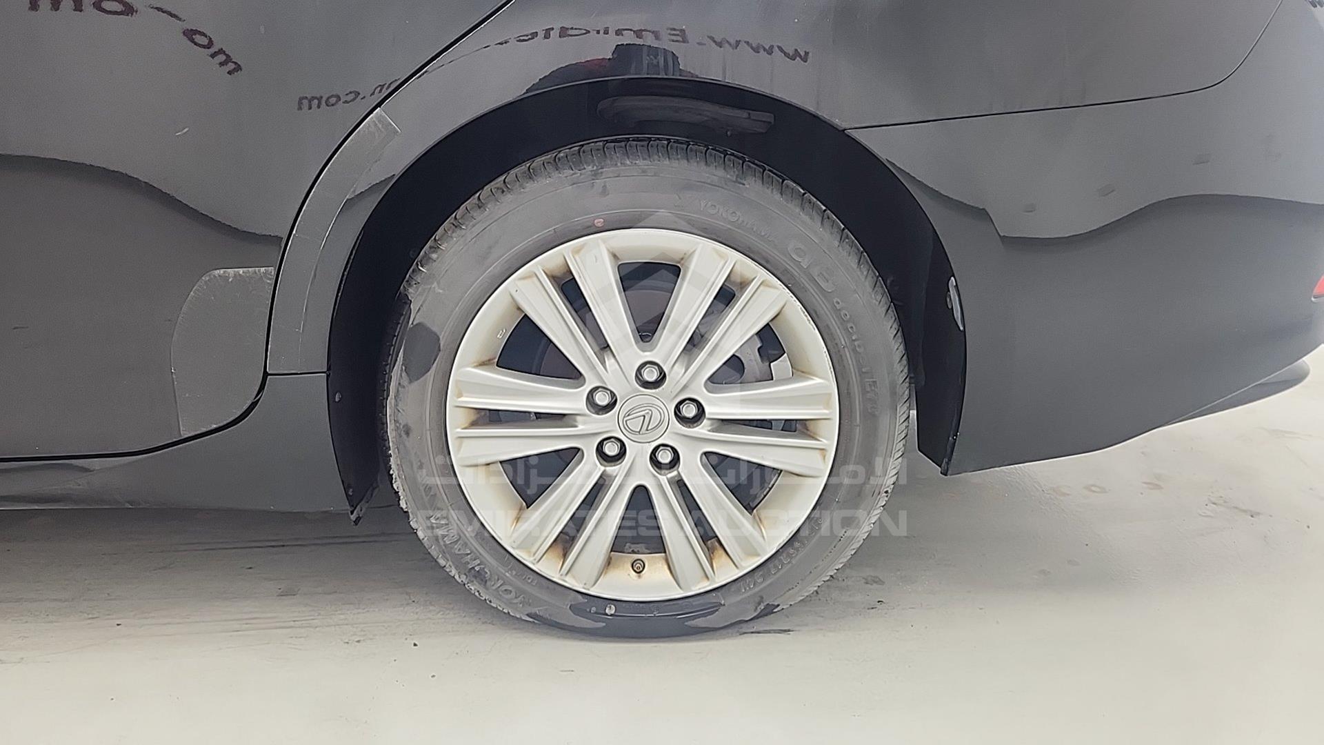 2014 LEXUS ES 350 VIN: JTHBK1GG7E2113613