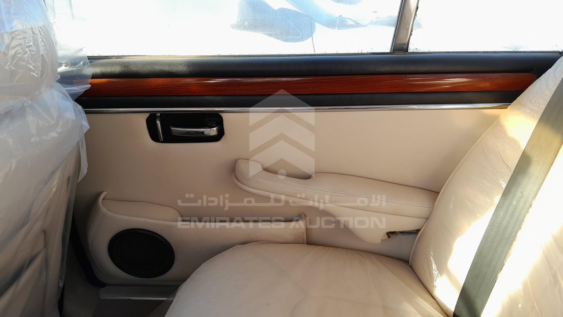 1983 JAGUAR XJ 6 VIN: SAJAY1340DC353393