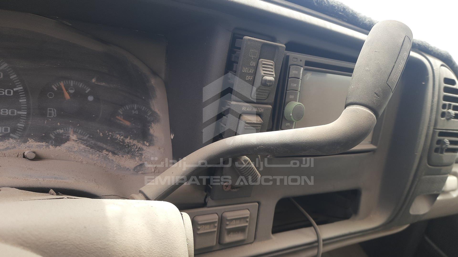 1996 CHEVROLET TAHOE VIN: 3GNEK18R6TG156771