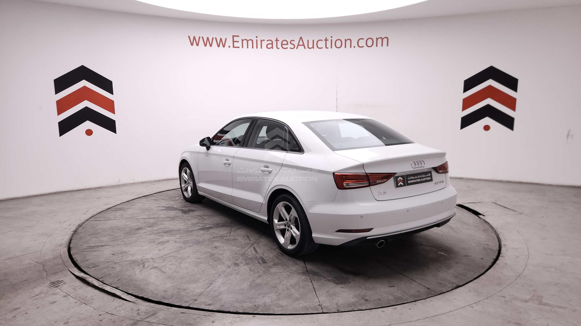 2018 AUDI A3 VIN: WAUZZZFF5J1019200