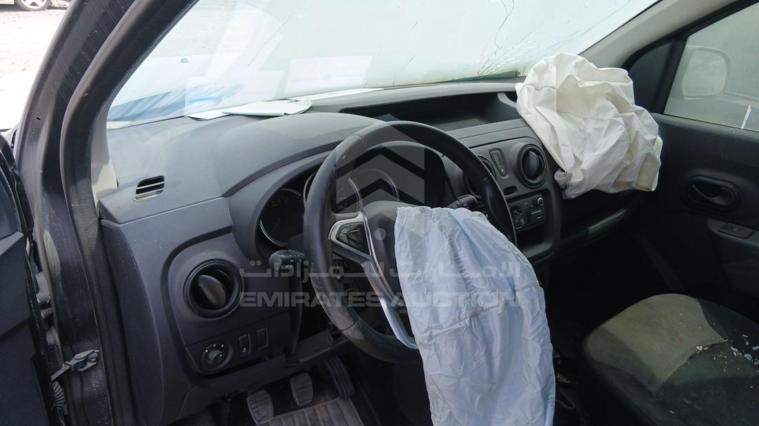 2018 Renault Dokker — Full Dashboard View — Photo 13