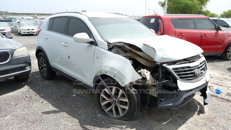 U5YPB81A5FL528920 Auction: EmiratesAuction Lot: 404941 U5YPB81A5FL528920 Kia Sportage 2015 WHITE Photo 10
