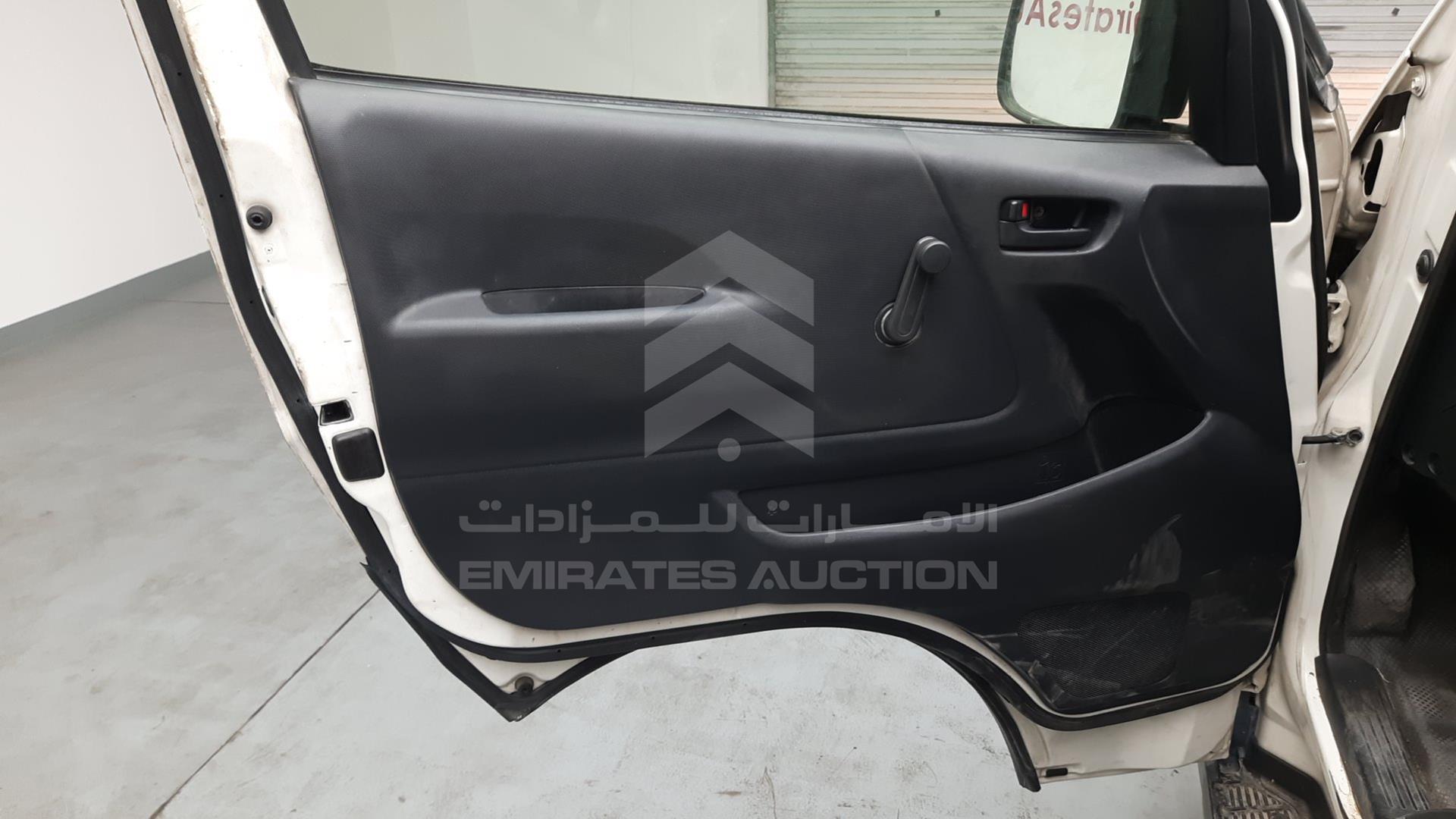 2015 TOYOTA HIACE VIN: JTFPX22P3F0057096
