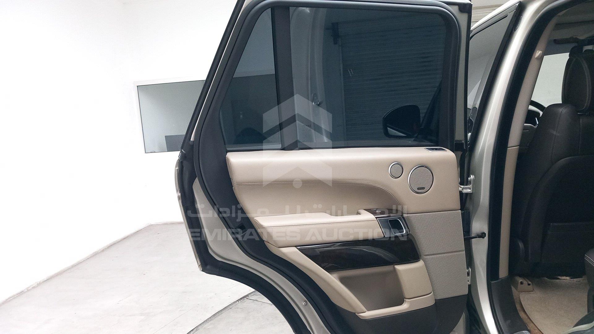 2014 RANGE ROVER VOGUE VIN: SALGA2EF7EA168832