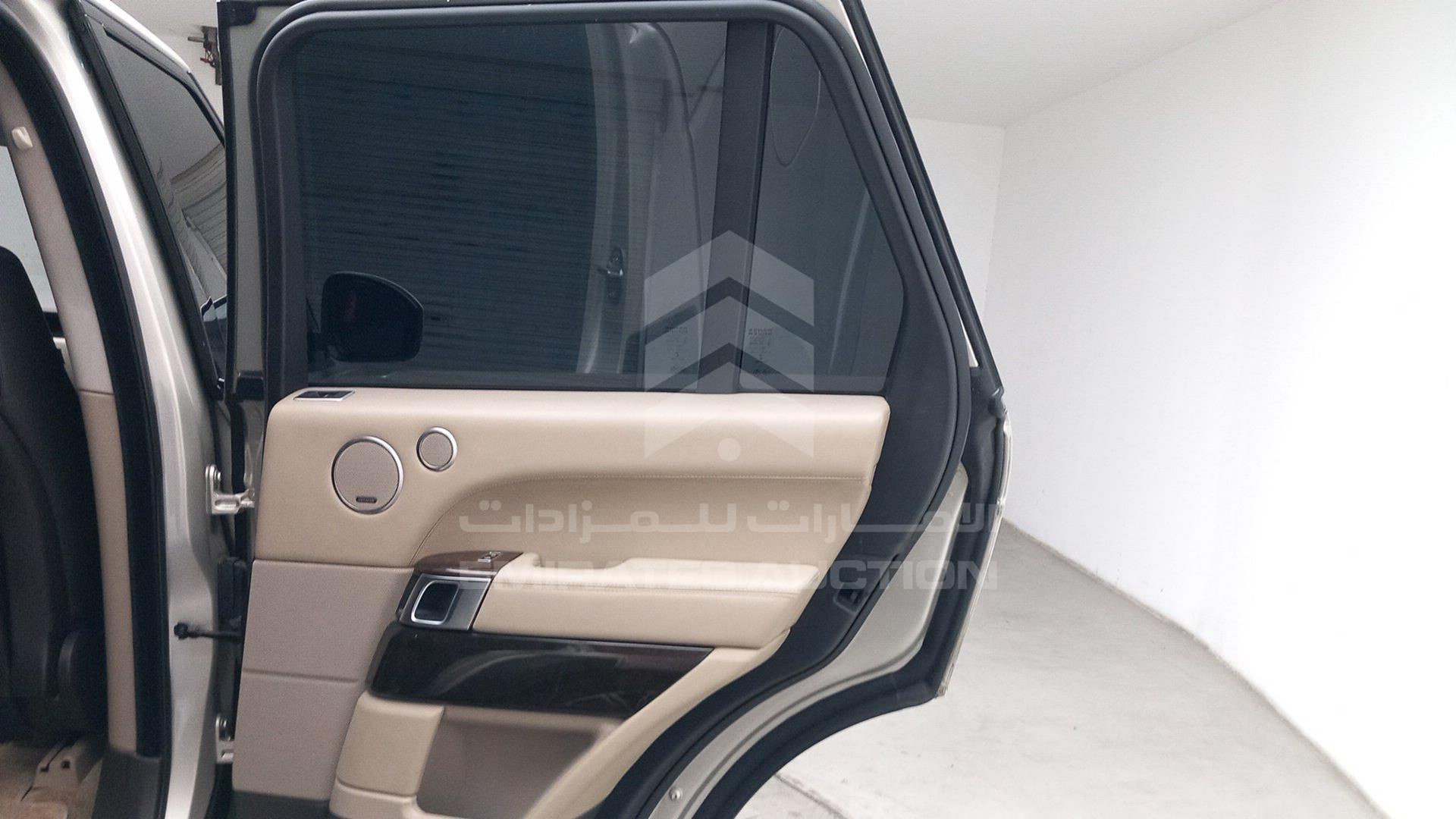2014 RANGE ROVER VOGUE VIN: SALGA2EF7EA168832