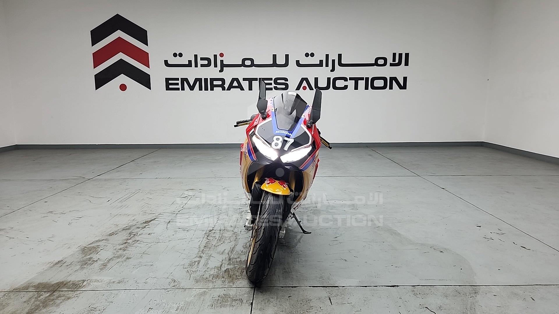 2019 HONDA CBR VIN: JH2SC77G2KK200002