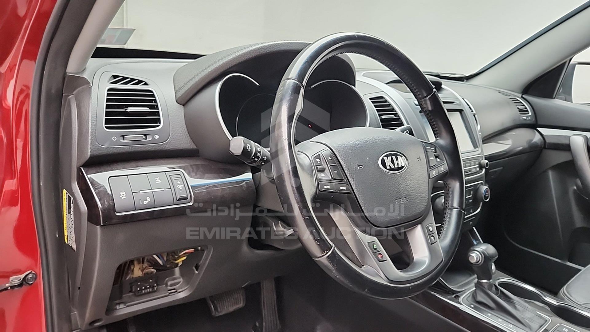 2015 KIA SORENTO VIN: 5XYKWDA70FG624569