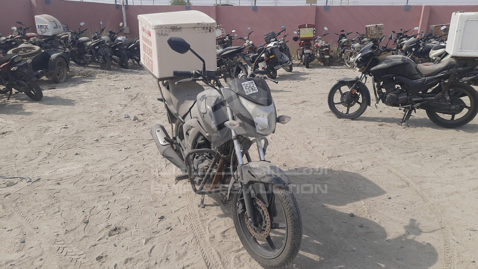 2020 HONDA UNICORN VIN: ME4KC20D5LA007155