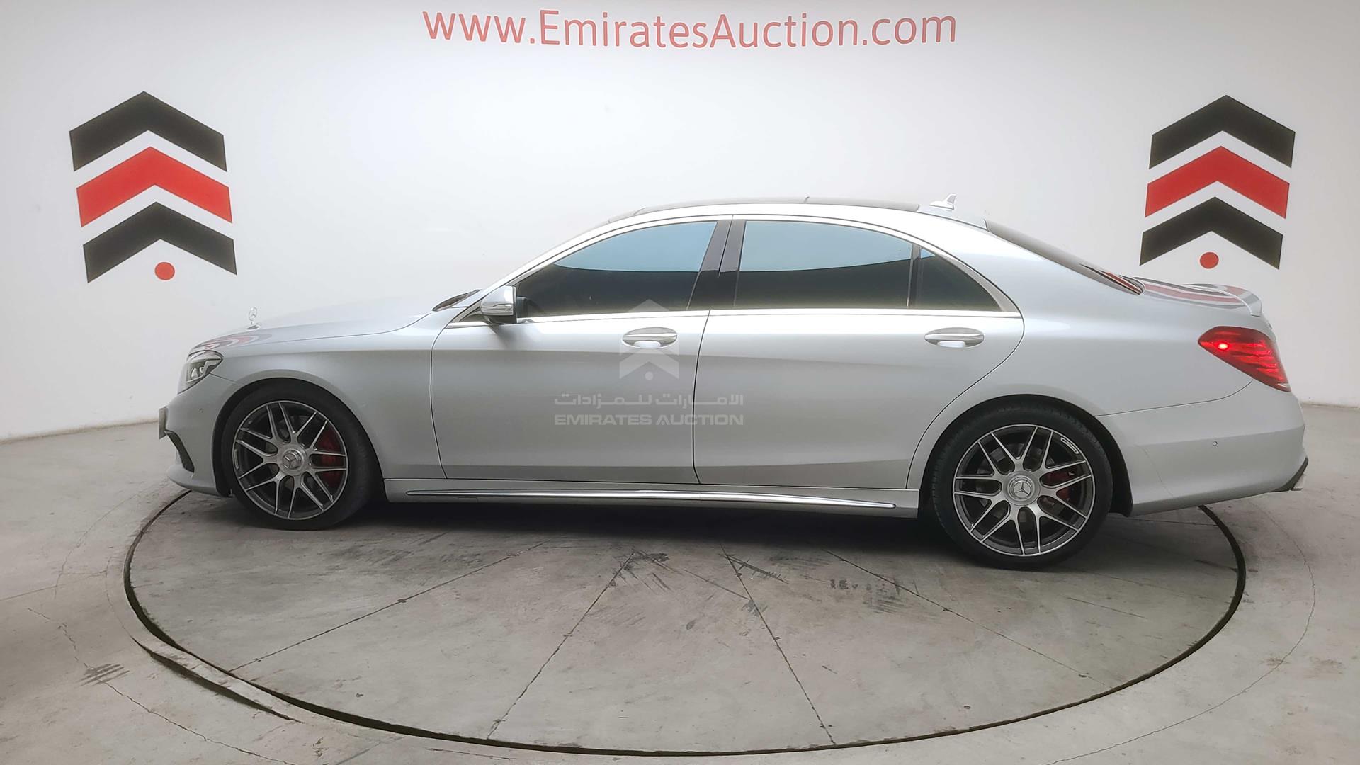 2016 MERCEDES S 550 VIN: WDDUG8FB1GA222285