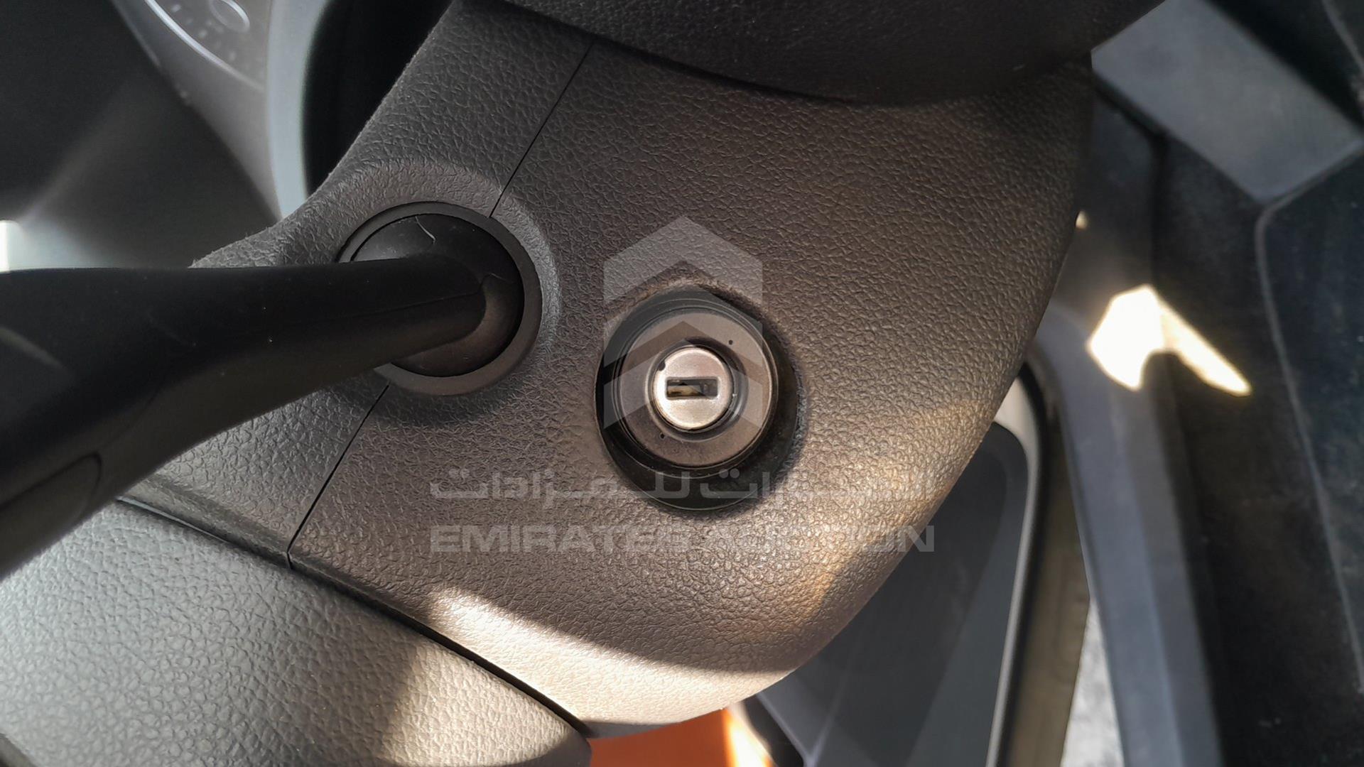 2011 VOLKSWAGEN TIGUAN VIN: WVGCE15N3BW008422