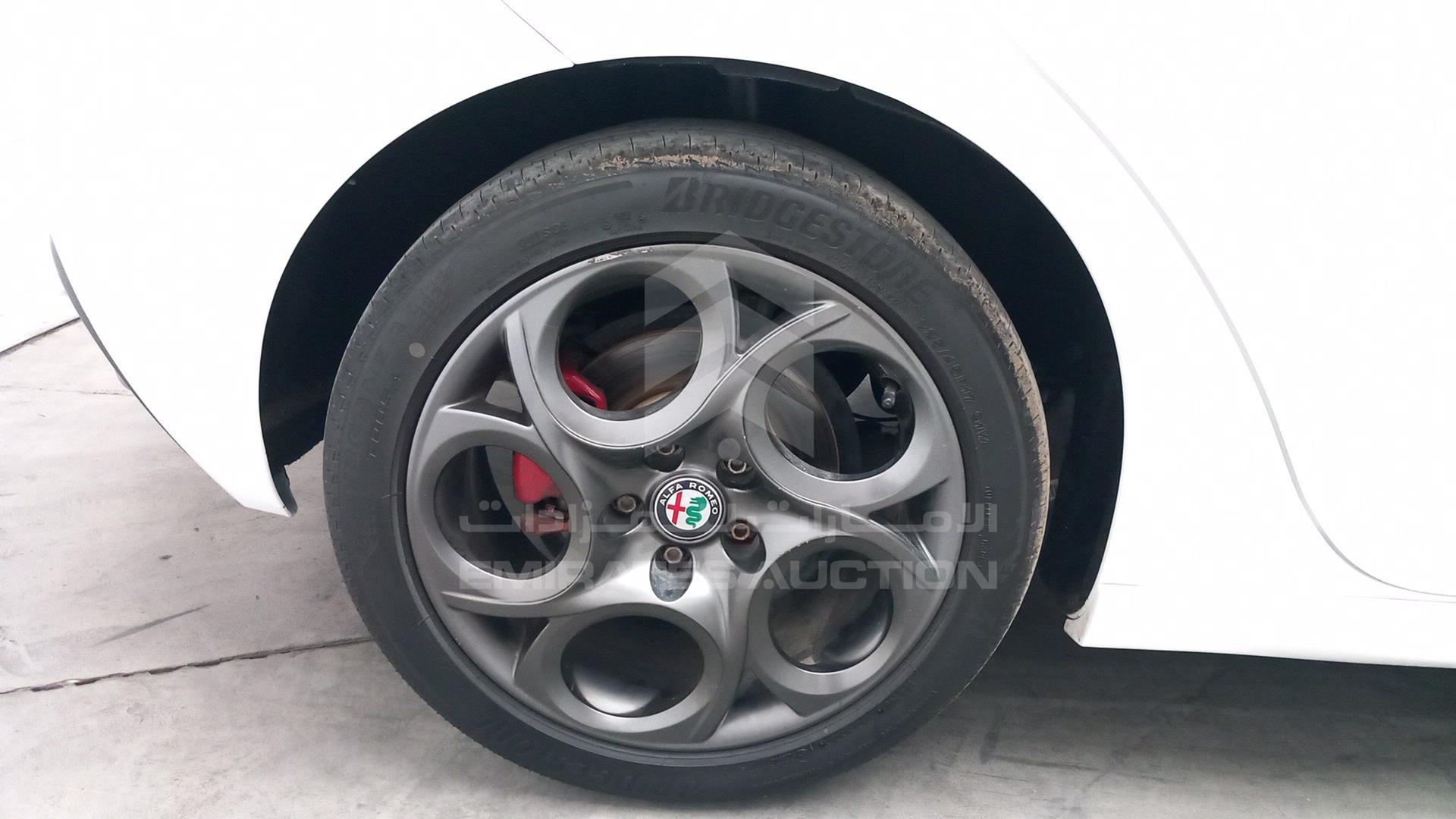 2019 ALFA ROMEO GILULIETTA VIN: ZARCABC45K7510929