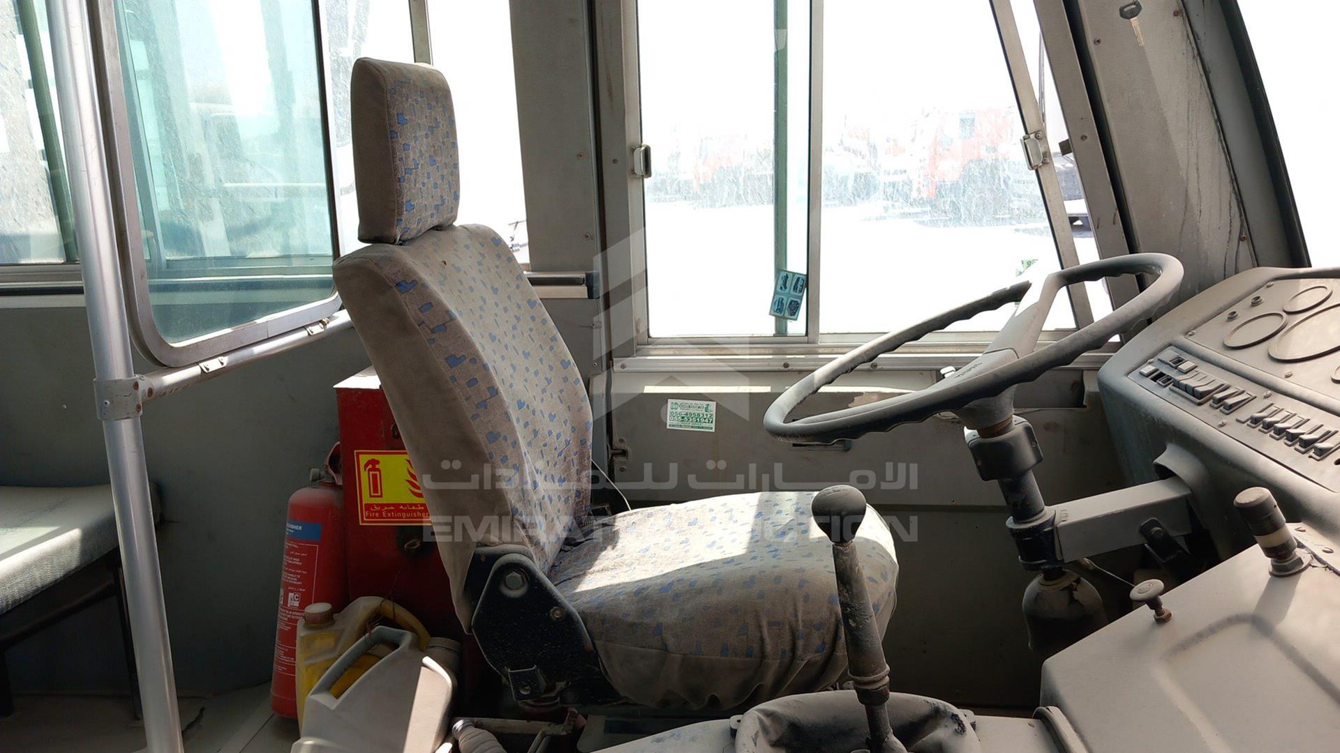 2005 TATA BUS VIN: MAT38906652L00197