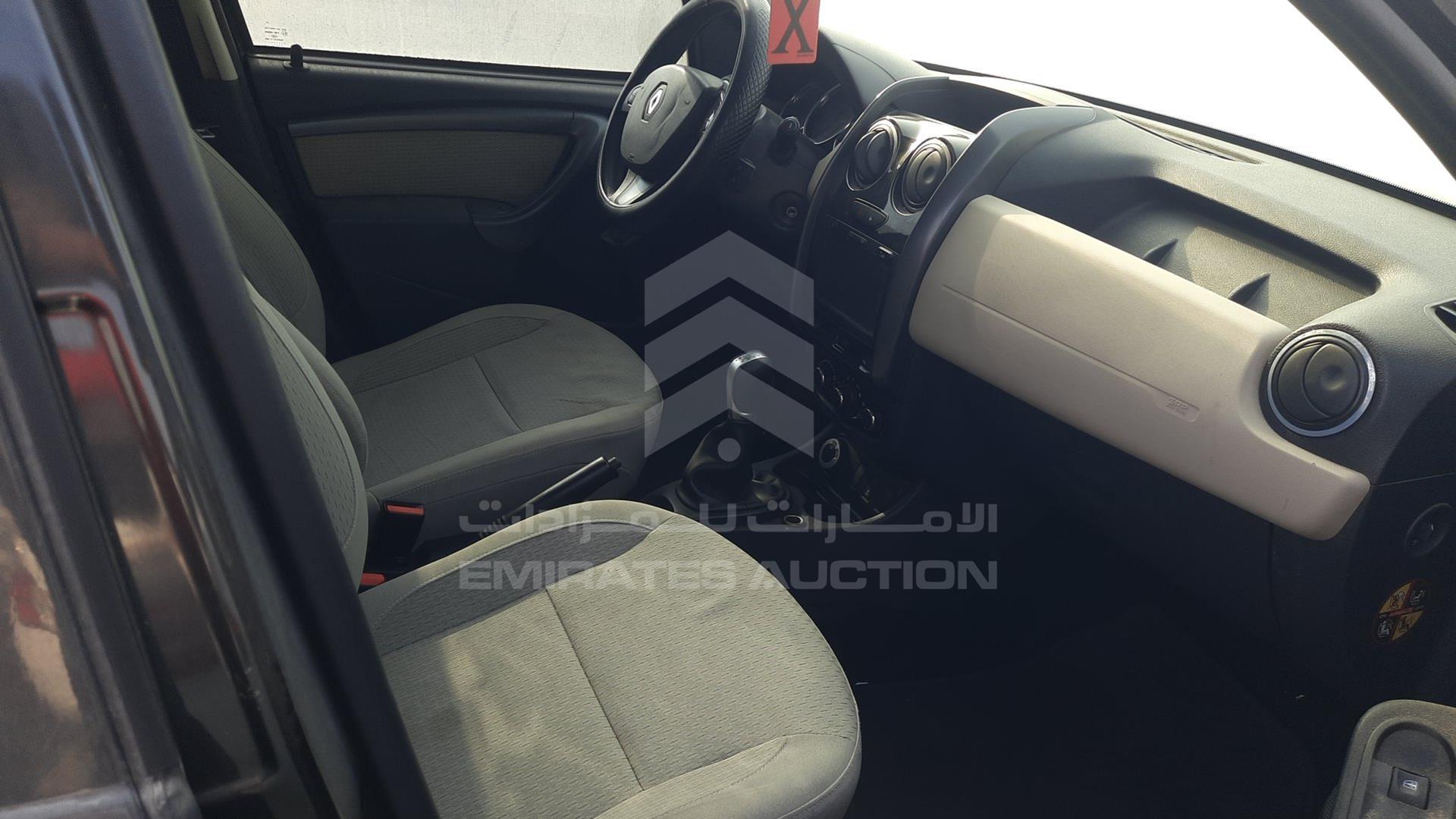 2018 RENAULT DUSTER VIN: VF1HSRGJ5JH588477