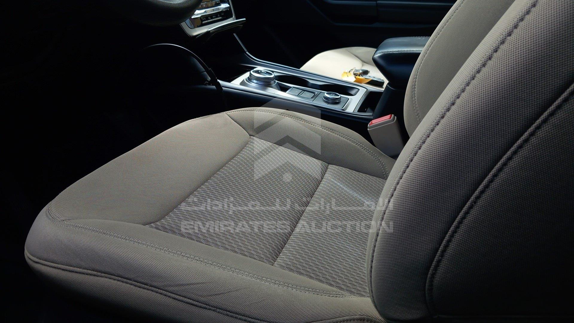 2021 FORD EXPLORER VIN: 1FMSK8BB5MGA51261