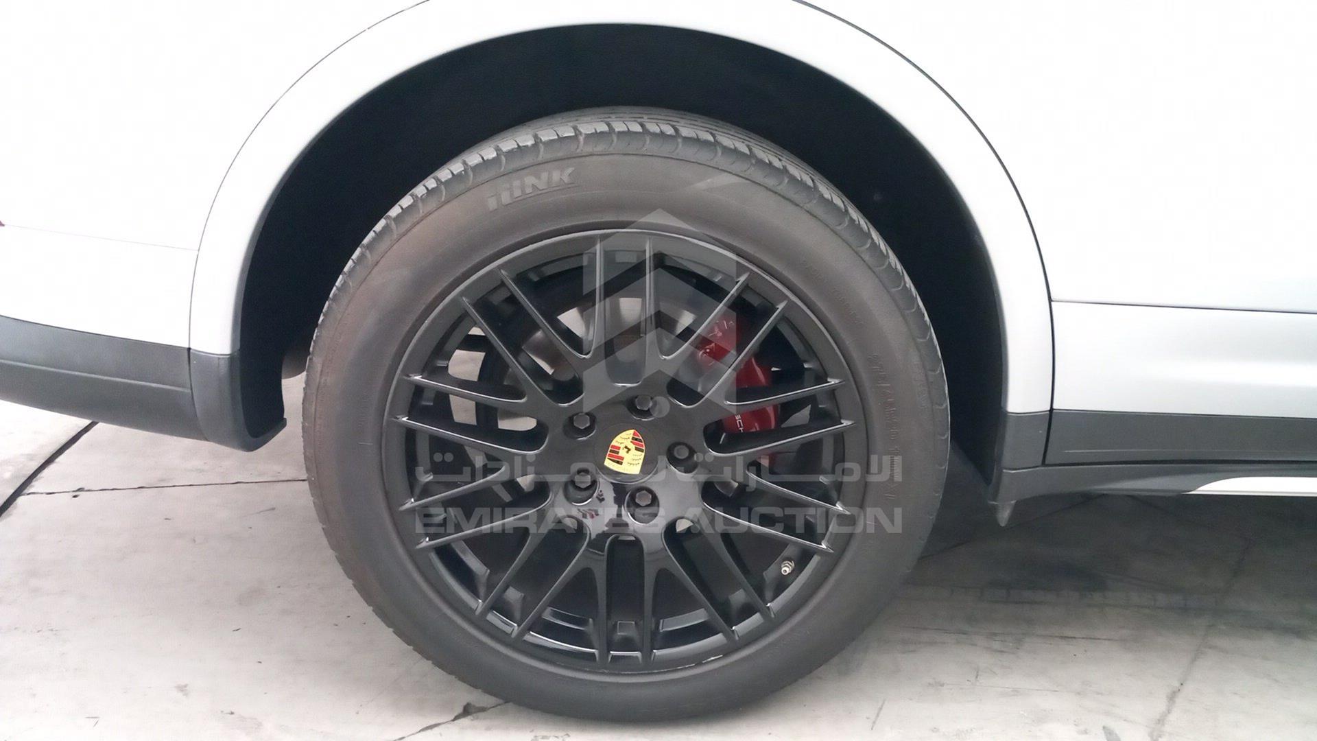 2017 PORSCHE CAYENNE VIN: WP1ZZZ92ZHKA90519