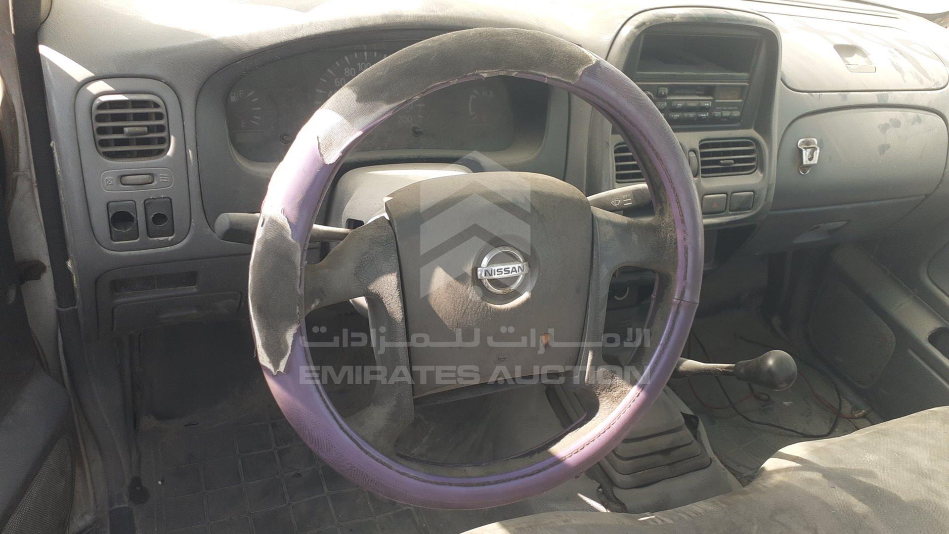 2004 NISSAN 2400 VIN: JN6DD22S74X071383