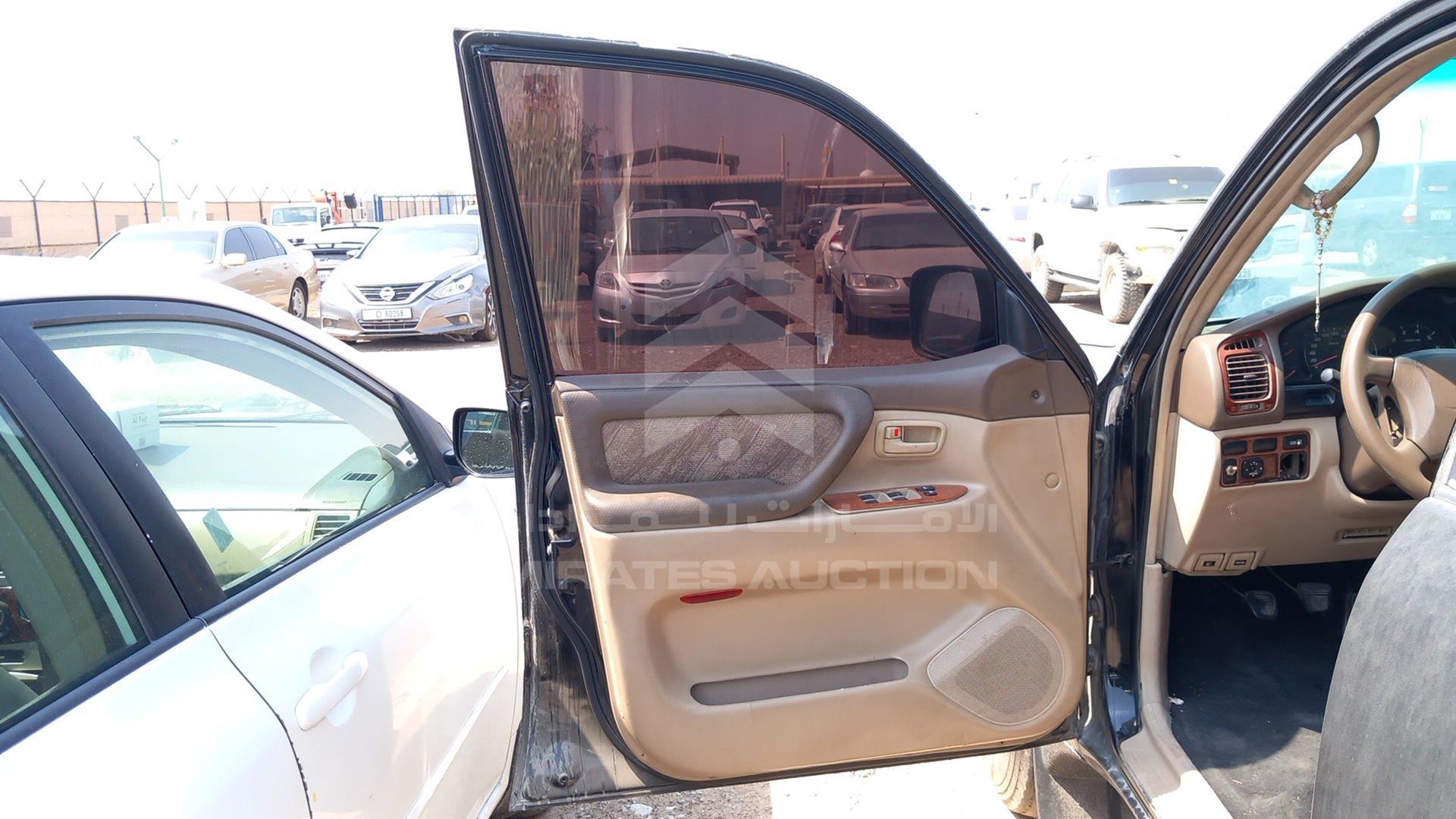 2002 TOYOTA LAND CRUISER VIN: JTEHJ09J425051384