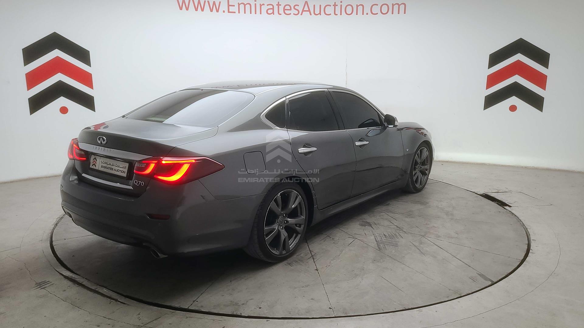 2016 INFINITI Q70 VIN: JNKBY1AP0GM320438