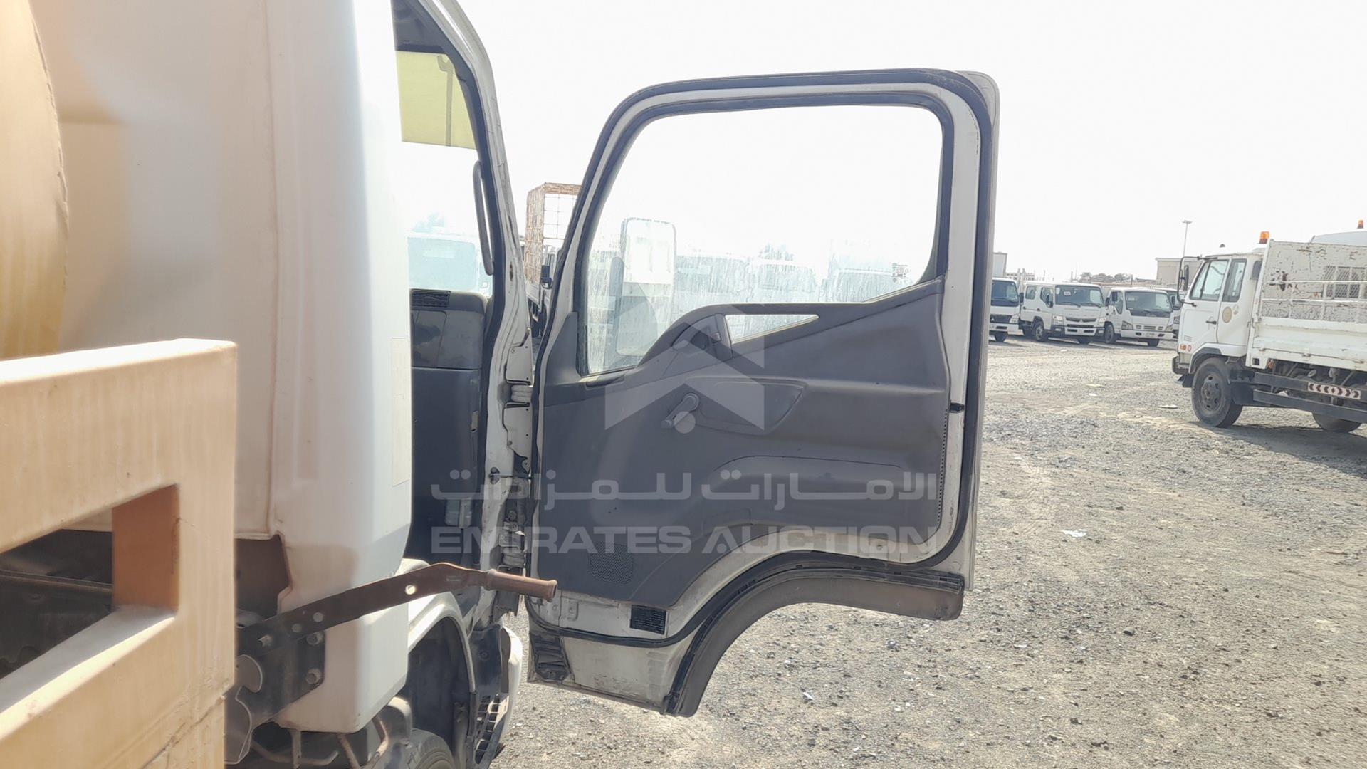 2013 MITSUBISHI CANTER VIN: JL7BCE1J8DK025696