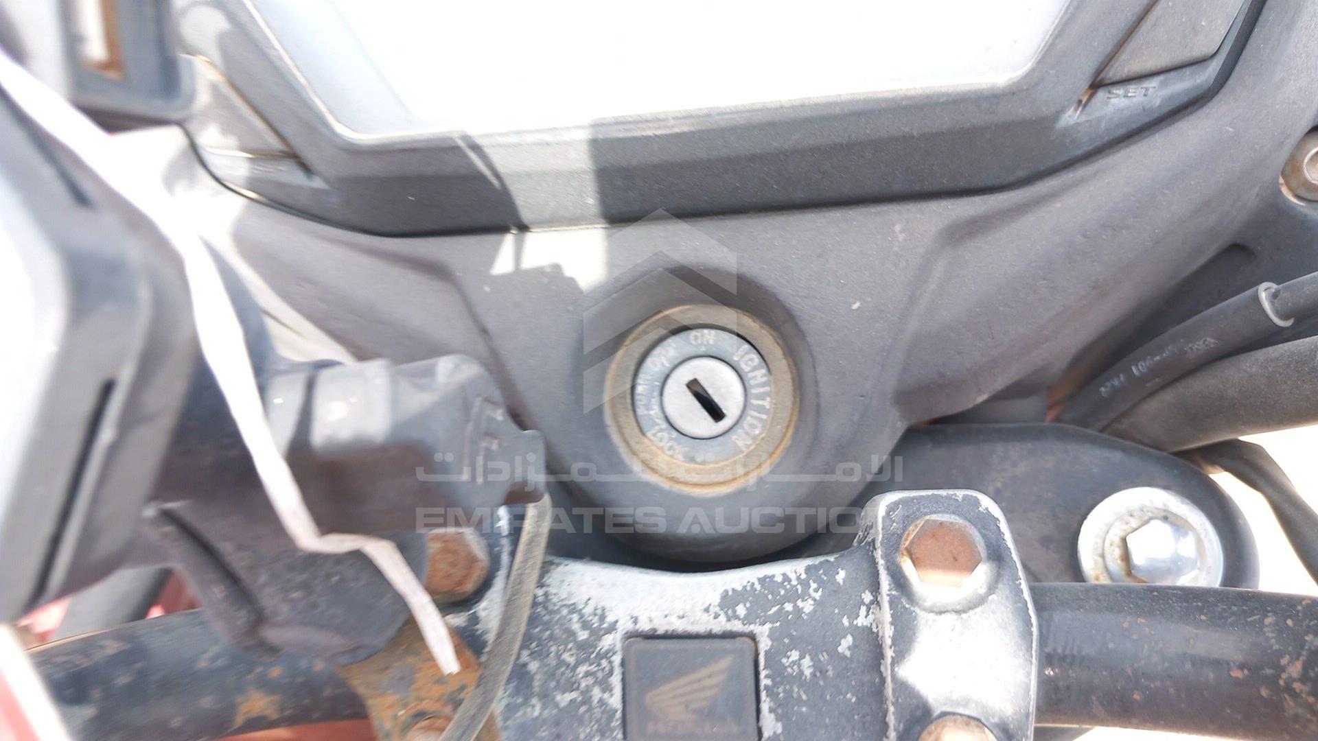0 HONDA MOTORBIKE VIN: ME4KC2035G8001344