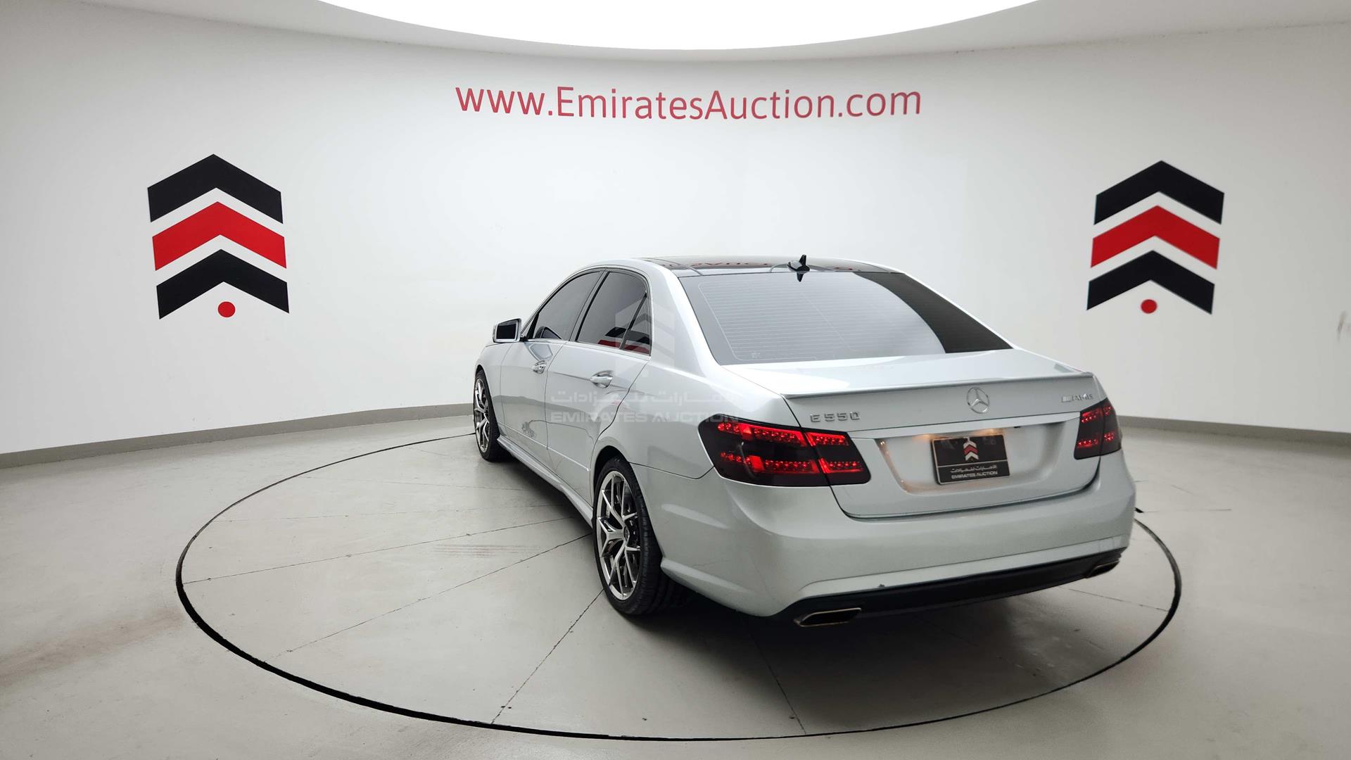 2011 MERCEDES E 550 VIN: WDDHF9AB3BA444093