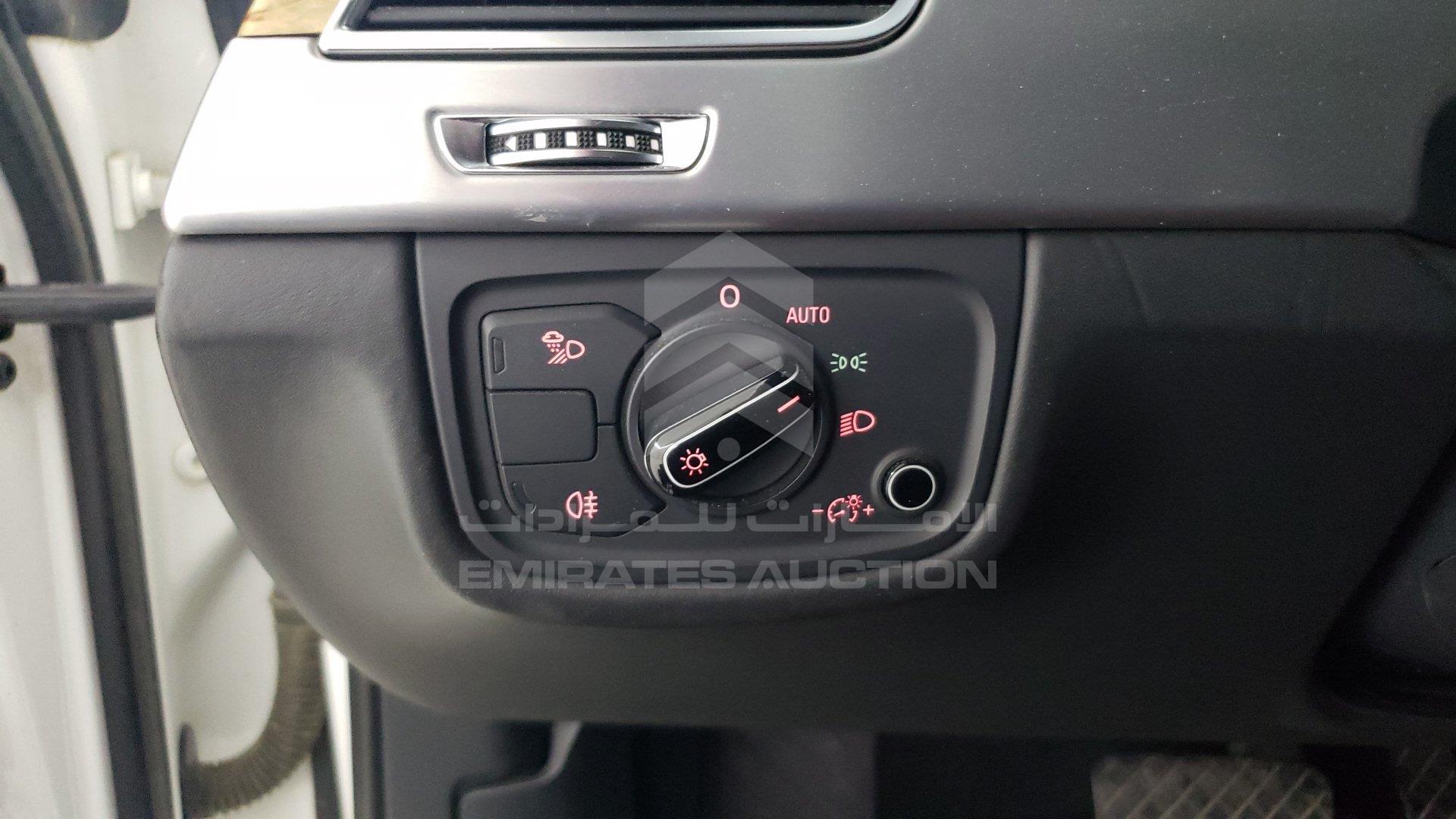 WAUR4B4H5CN012950 - 2012 Audi A8 - #353160