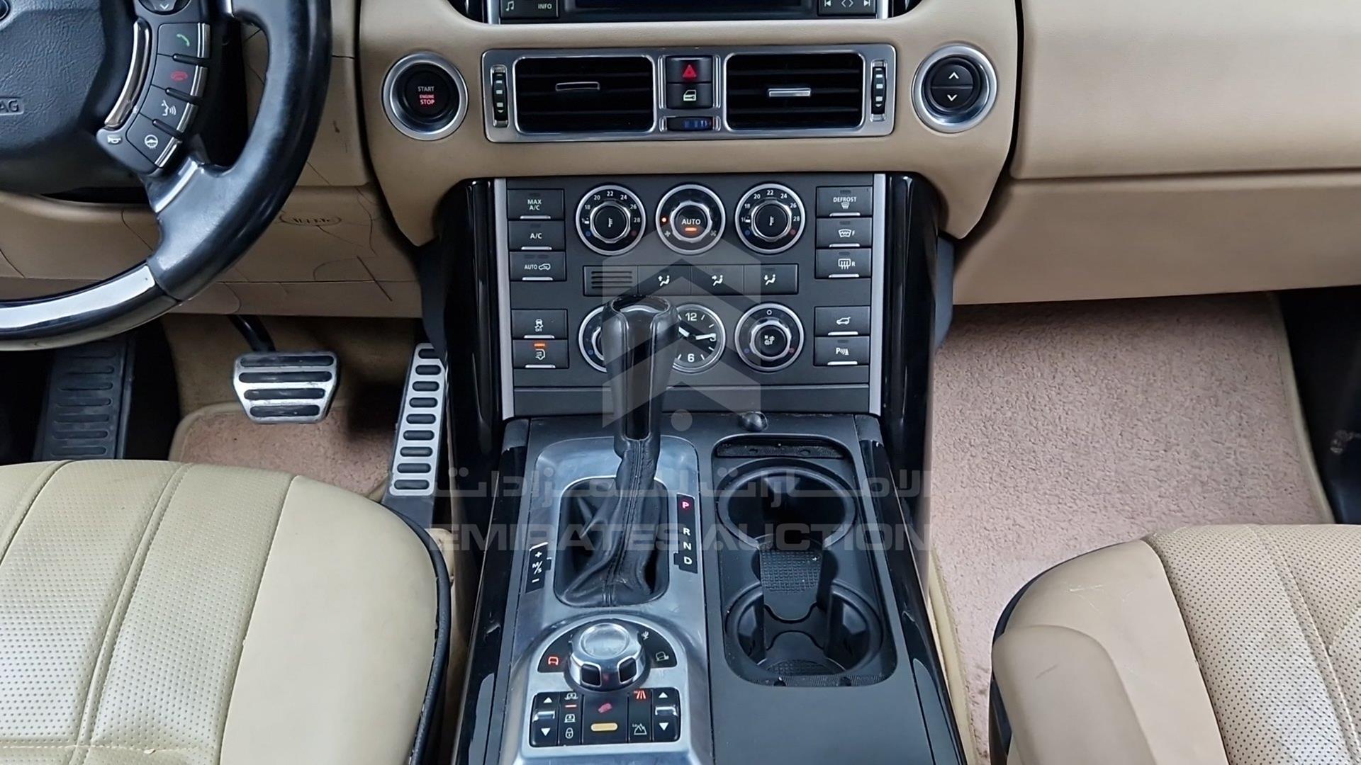 2011 RANGE ROVER VOGUE VIN: SALLMEME4BA337190