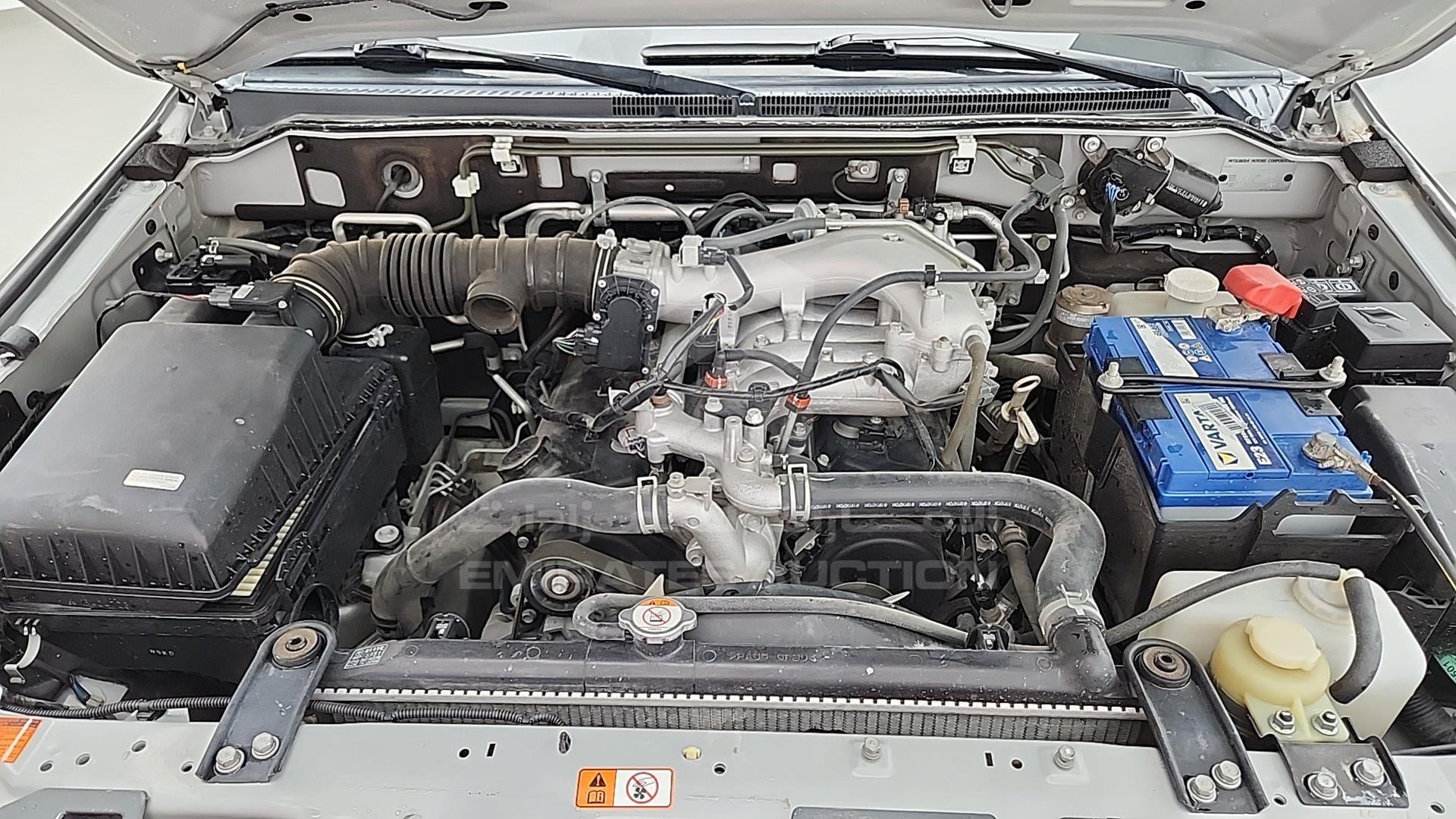 2020 MITSUBISHI PAJERO VIN: JE4MR62M7LJ713055