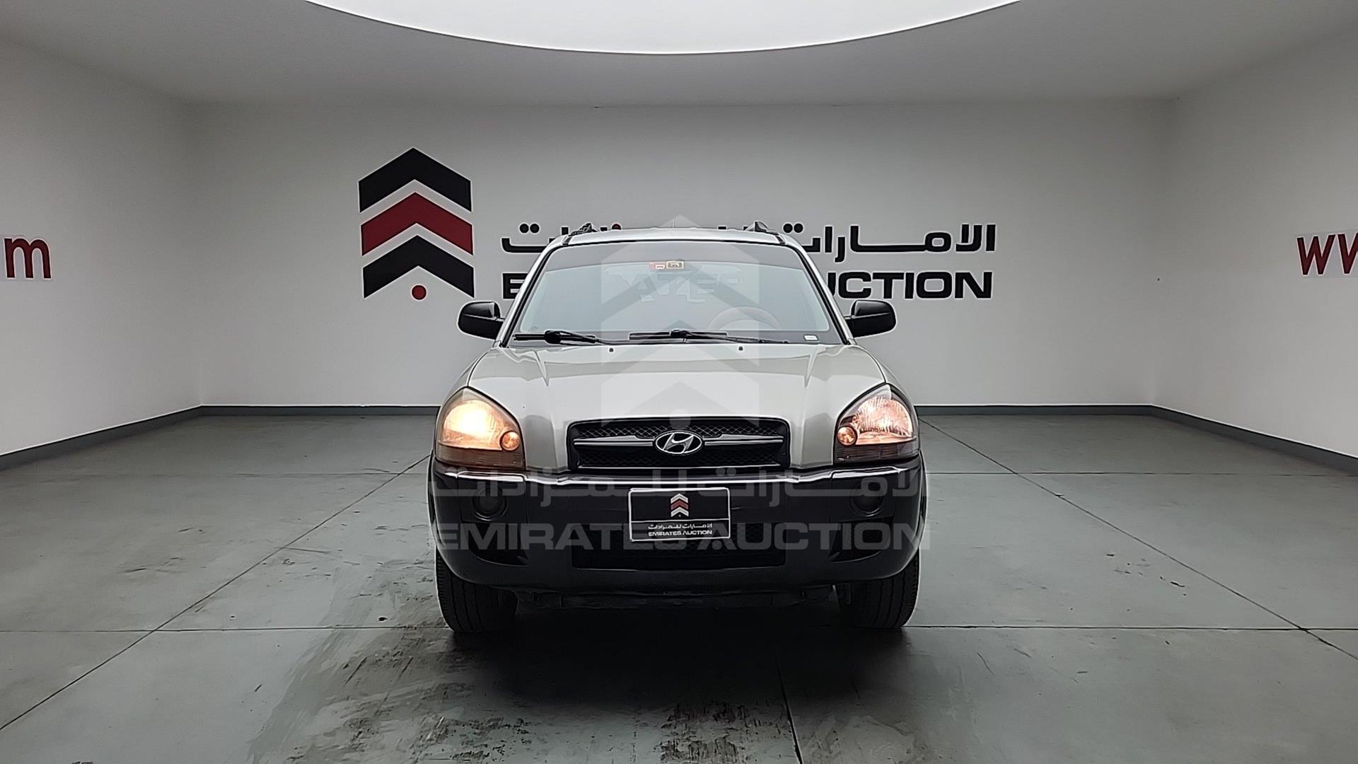 2007 HYUNDAI TUCSON VIN: KMHJM81B97U571167