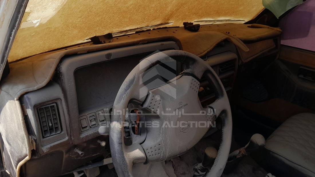 نيسان Abarth 695 1995 — زاوية واجهة السائق الأمامية اليسرى — صورة 11