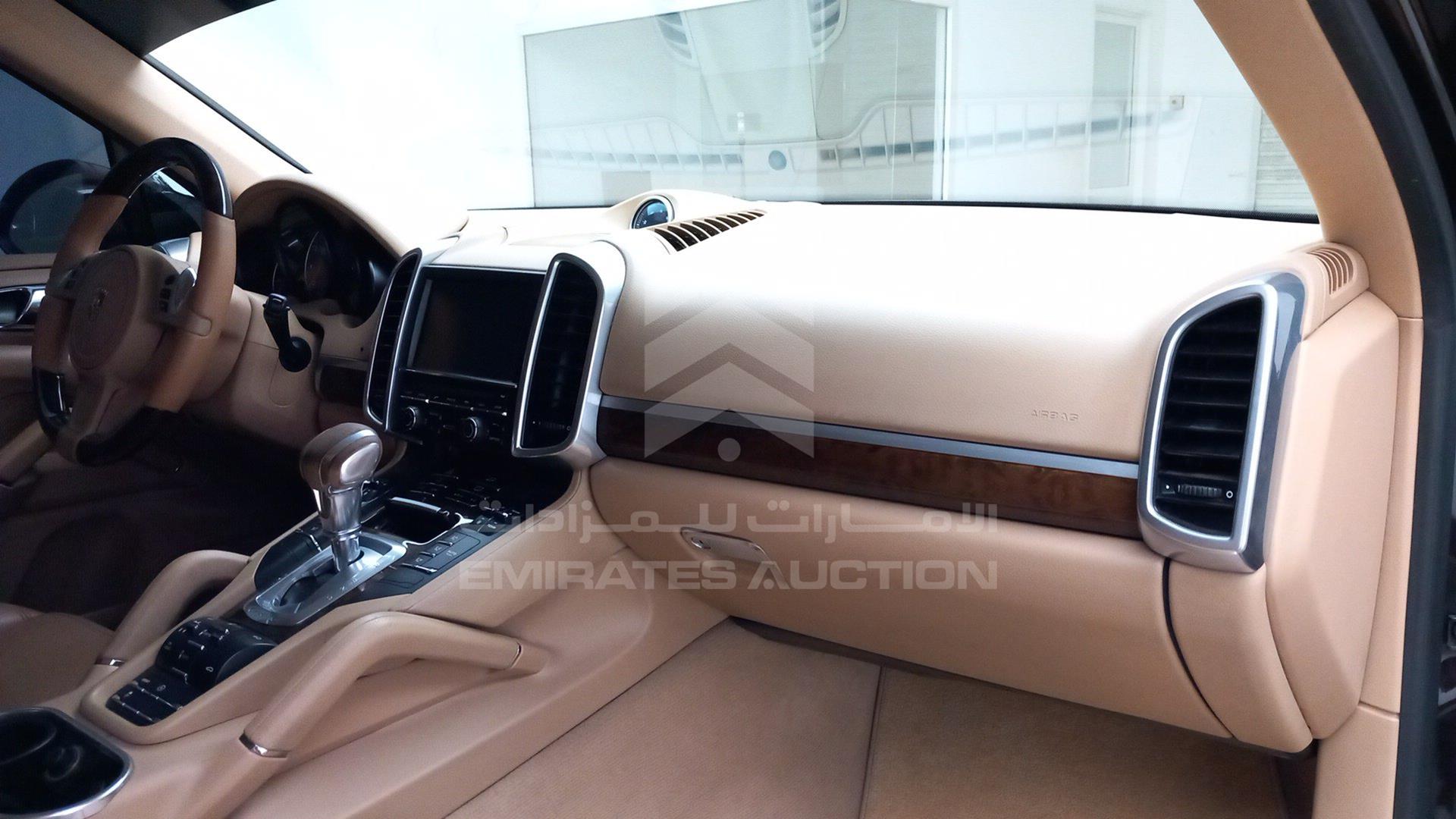2014 PORSCHE CAYENNE VIN: WP1ZZZ92ZELA56182