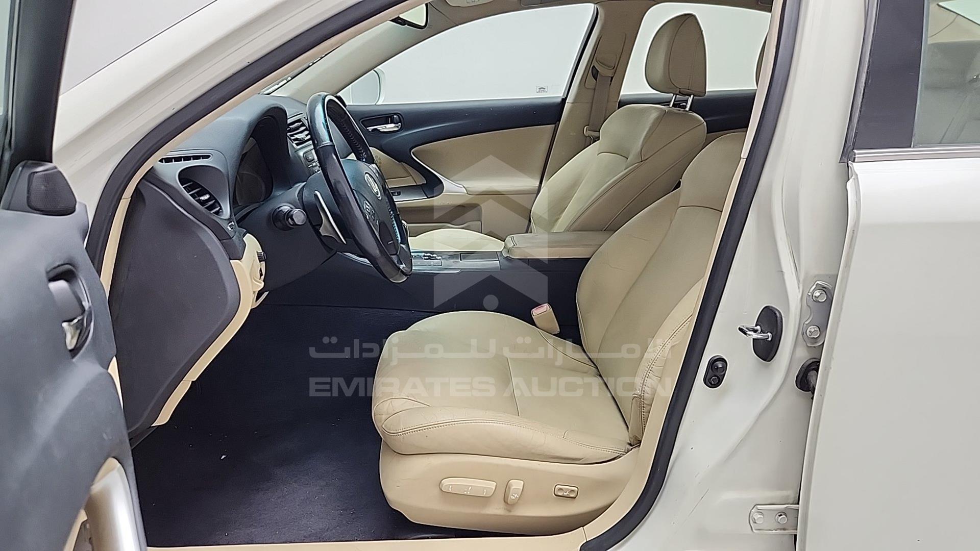 2008 LEXUS IS 250 VIN: JTHBK262385084075