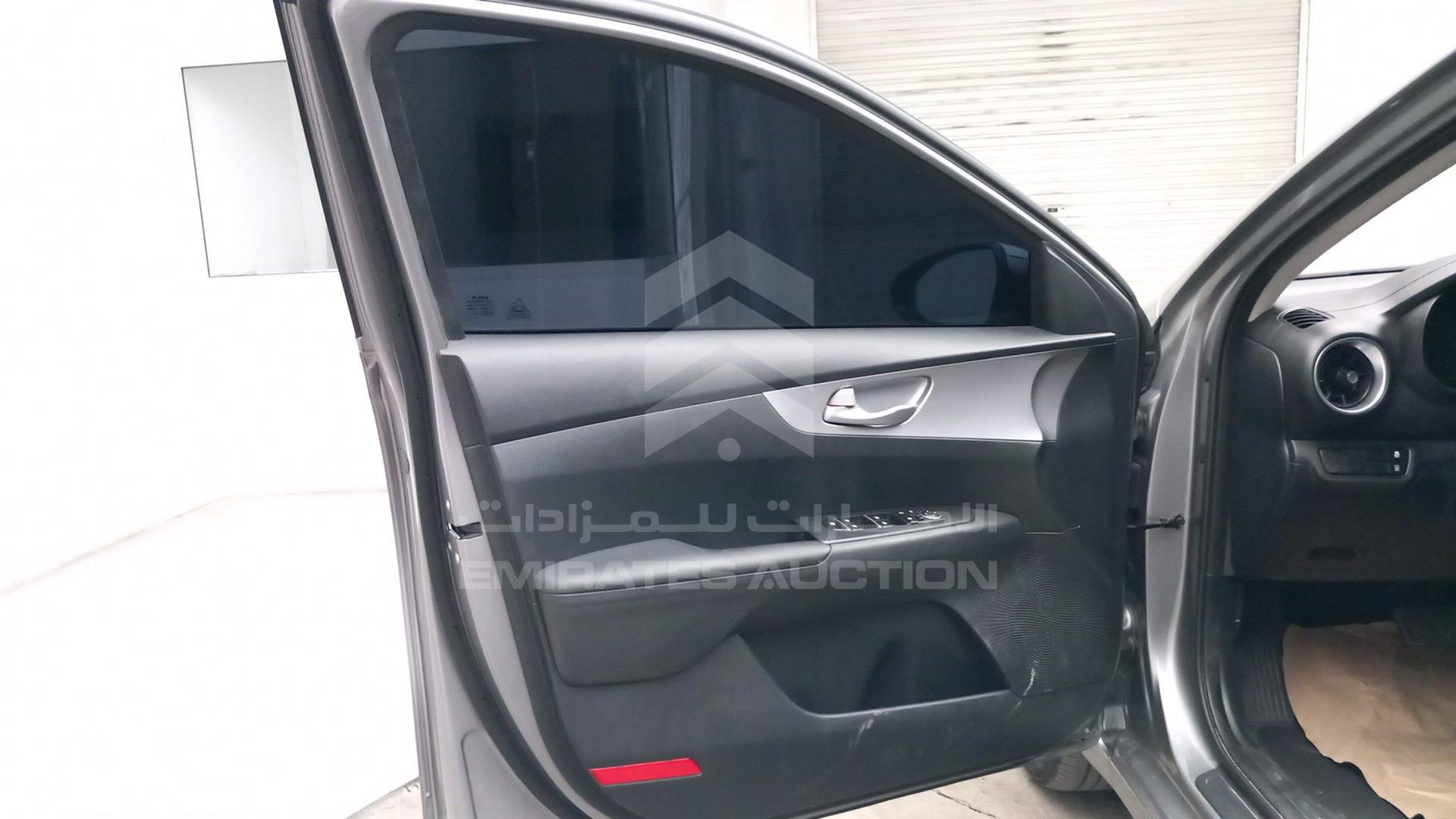 2023 KIA CERATO VIN: KNAF24160P5958371