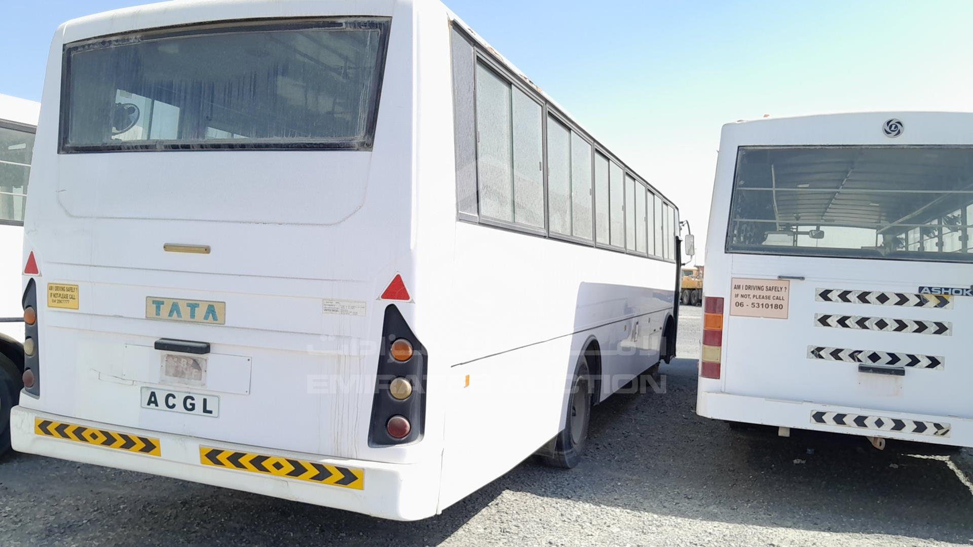 2015 TATA LPO1618 VIN: MAT449253F0L01814