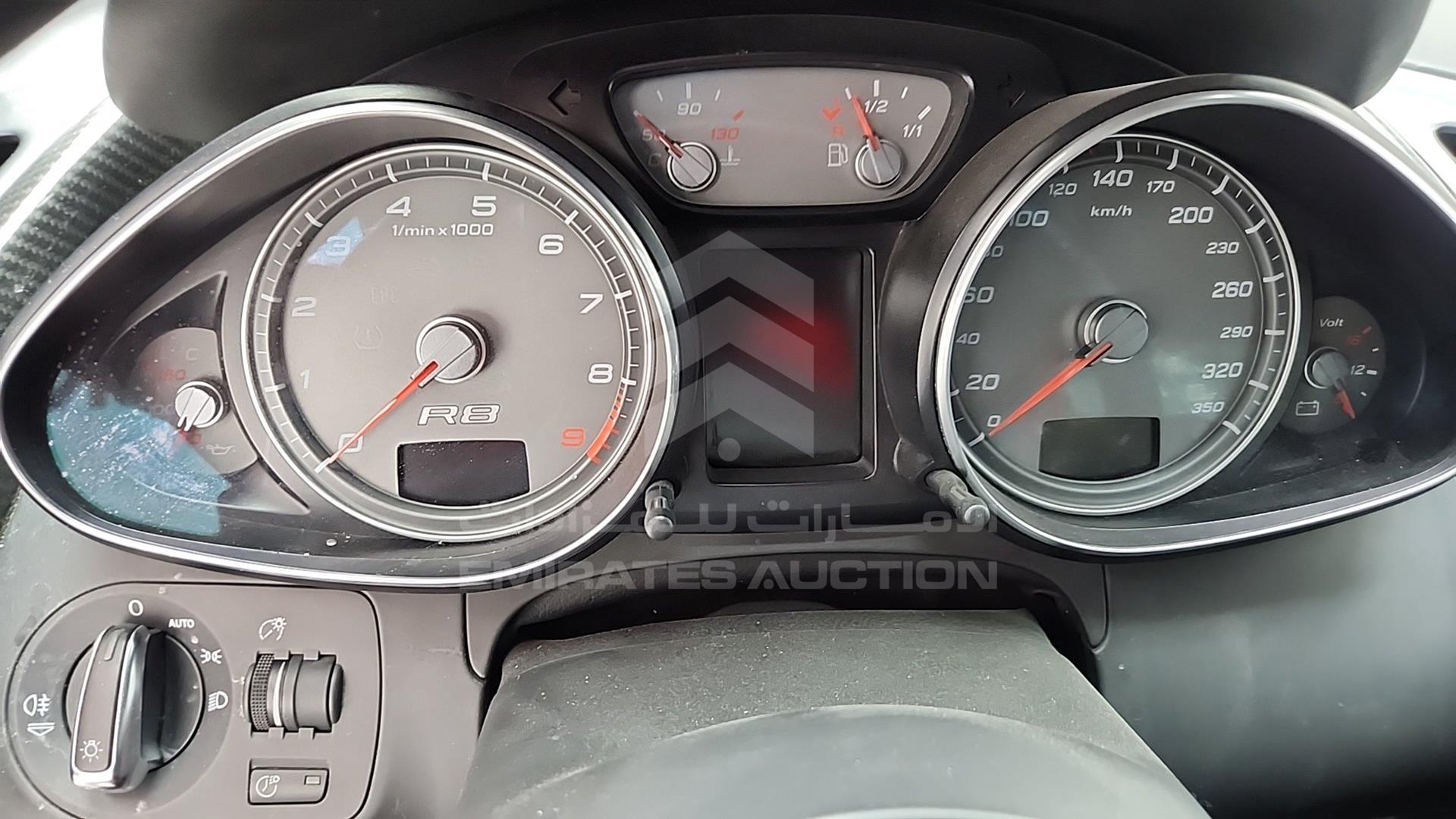 2009 AUDI R8 VIN: WUAAU24289N002310